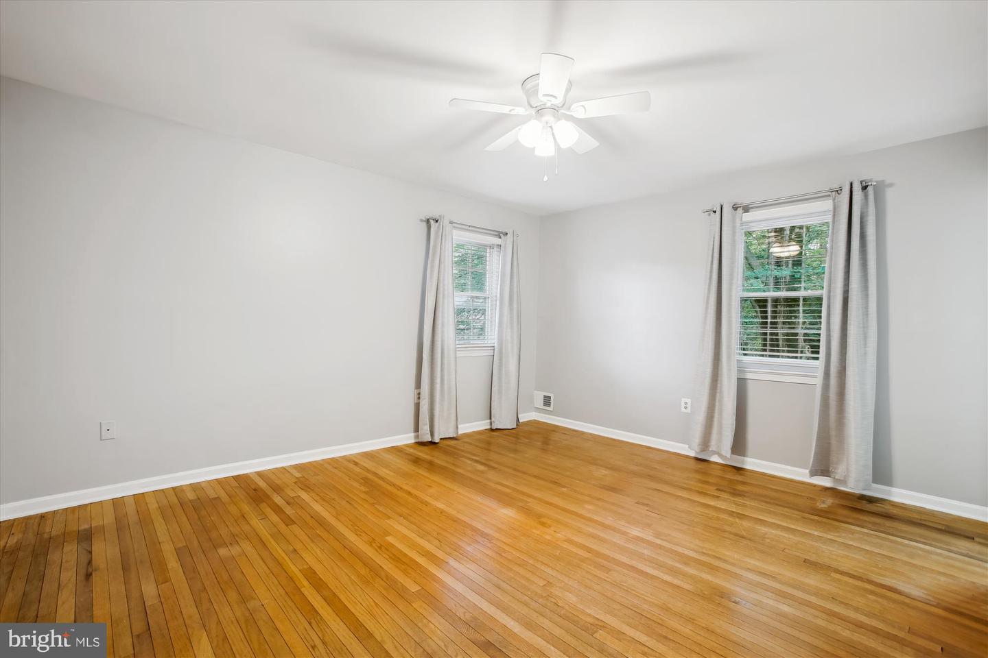 6808 STONEYBROOKE LN, ALEXANDRIA, Virginia 22306, 4 Bedrooms Bedrooms, ,2 BathroomsBathrooms,Residential,For sale,6808 STONEYBROOKE LN,VAFX2236542 MLS # VAFX2236542