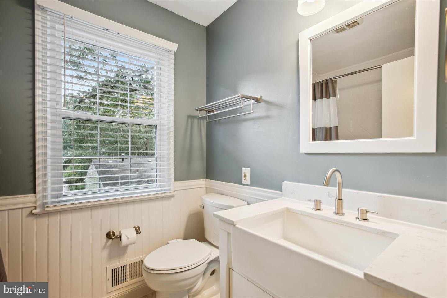 6808 STONEYBROOKE LN, ALEXANDRIA, Virginia 22306, 4 Bedrooms Bedrooms, ,2 BathroomsBathrooms,Residential,For sale,6808 STONEYBROOKE LN,VAFX2236542 MLS # VAFX2236542