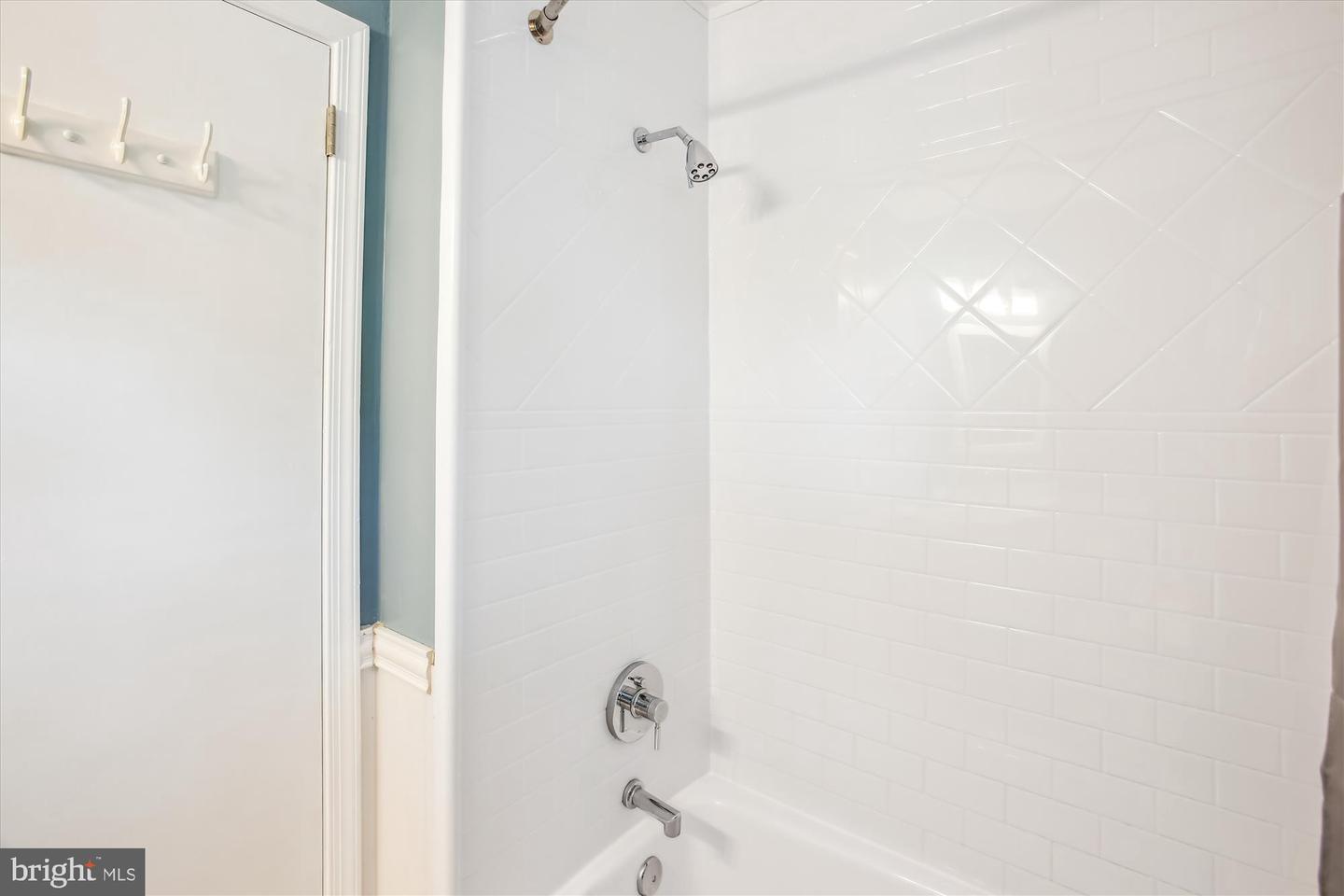 6808 STONEYBROOKE LN, ALEXANDRIA, Virginia 22306, 4 Bedrooms Bedrooms, ,2 BathroomsBathrooms,Residential,For sale,6808 STONEYBROOKE LN,VAFX2236542 MLS # VAFX2236542