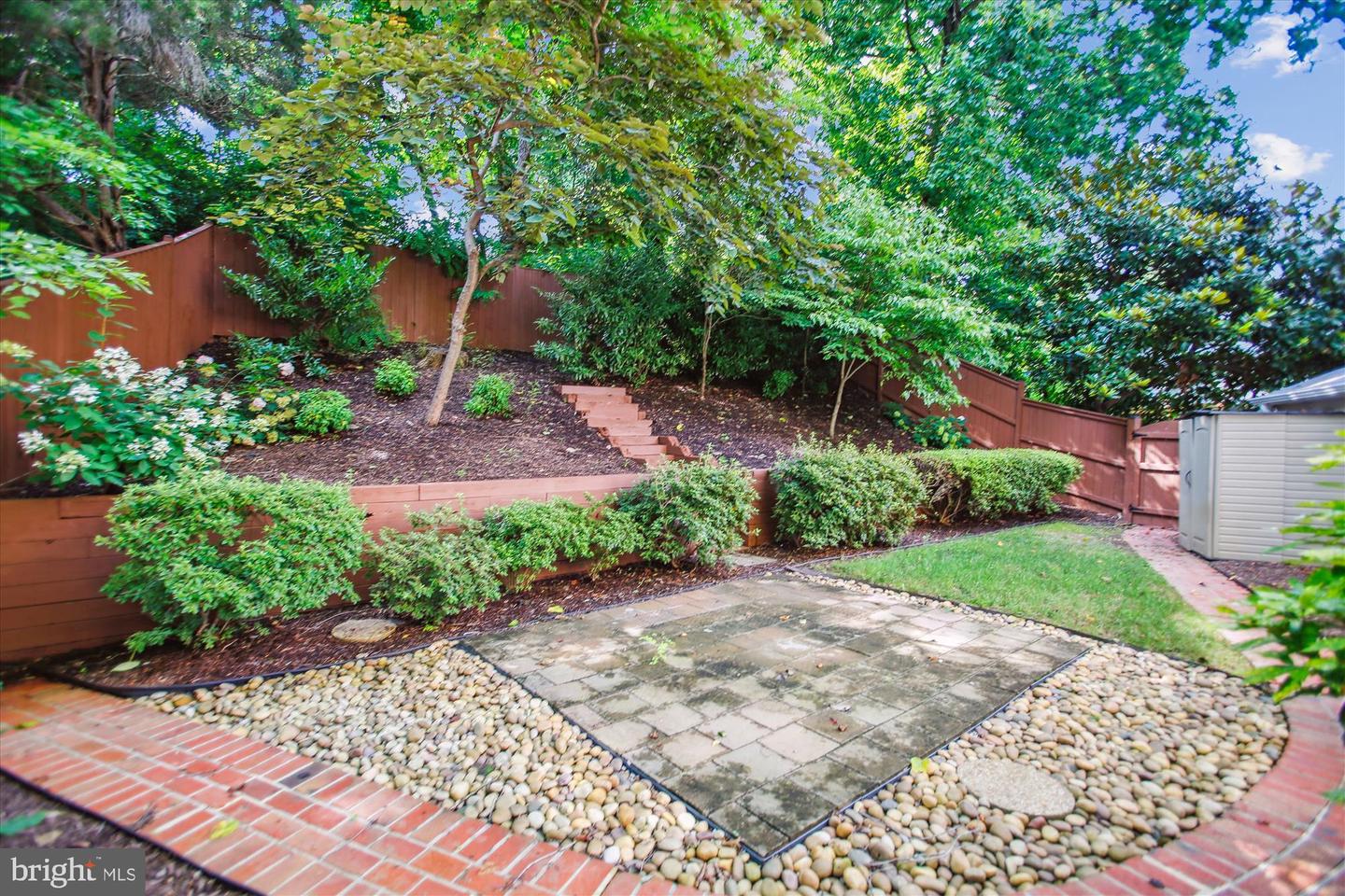 6808 STONEYBROOKE LN, ALEXANDRIA, Virginia 22306, 4 Bedrooms Bedrooms, ,2 BathroomsBathrooms,Residential,For sale,6808 STONEYBROOKE LN,VAFX2236542 MLS # VAFX2236542