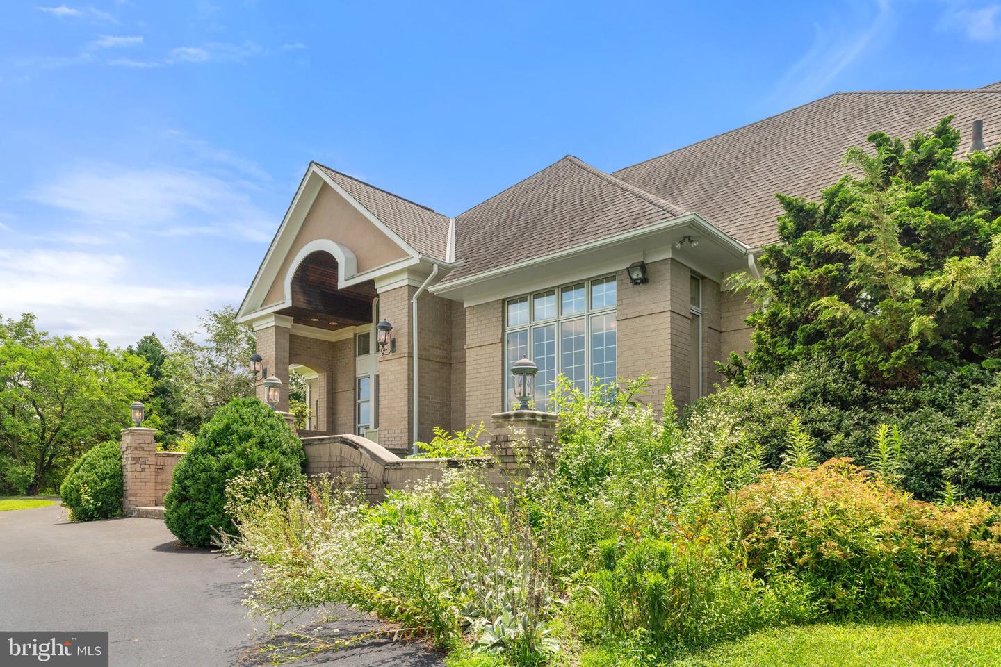 12040 WRIGHT LN, BRISTOW, Virginia 20136, 5 Bedrooms Bedrooms, ,3 BathroomsBathrooms,Residential,For sale,12040 WRIGHT LN,VAPW2093840 MLS # VAPW2093840