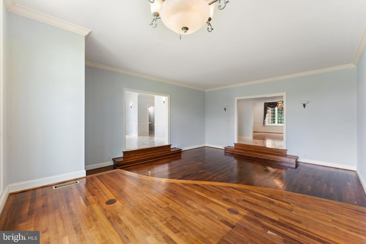 12040 WRIGHT LN, BRISTOW, Virginia 20136, 5 Bedrooms Bedrooms, ,3 BathroomsBathrooms,Residential,For sale,12040 WRIGHT LN,VAPW2093840 MLS # VAPW2093840