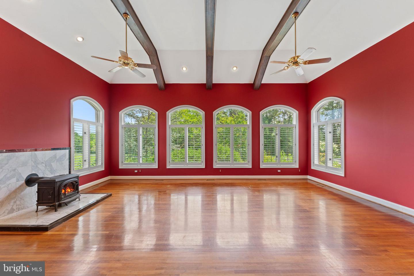 12040 WRIGHT LN, BRISTOW, Virginia 20136, 5 Bedrooms Bedrooms, ,3 BathroomsBathrooms,Residential,For sale,12040 WRIGHT LN,VAPW2093840 MLS # VAPW2093840