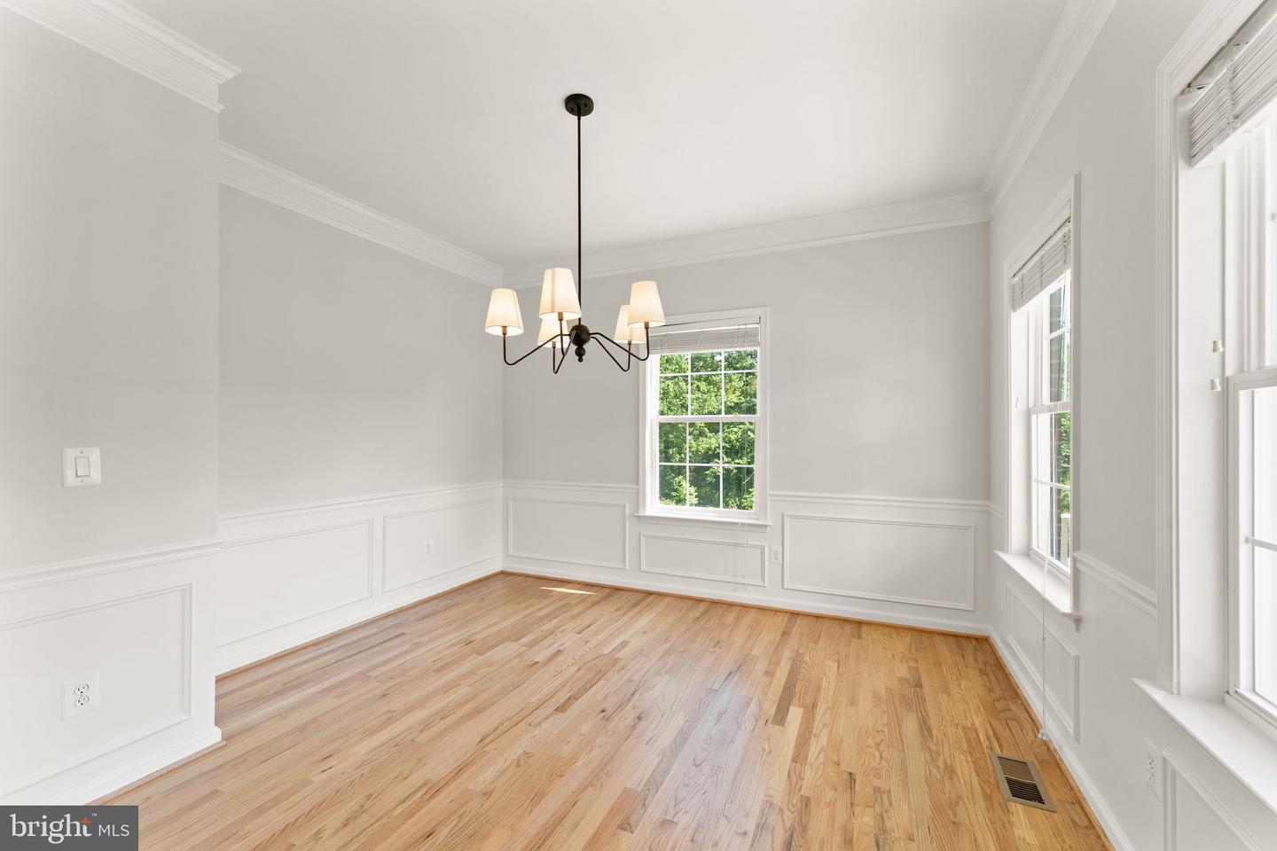 21928 PROVIDENCE FORGE DR, BRAMBLETON, Virginia 20148, 5 Bedrooms Bedrooms, ,4 BathroomsBathrooms,Residential,For sale,21928 PROVIDENCE FORGE DR,VALO2096402 MLS # VALO2096402
