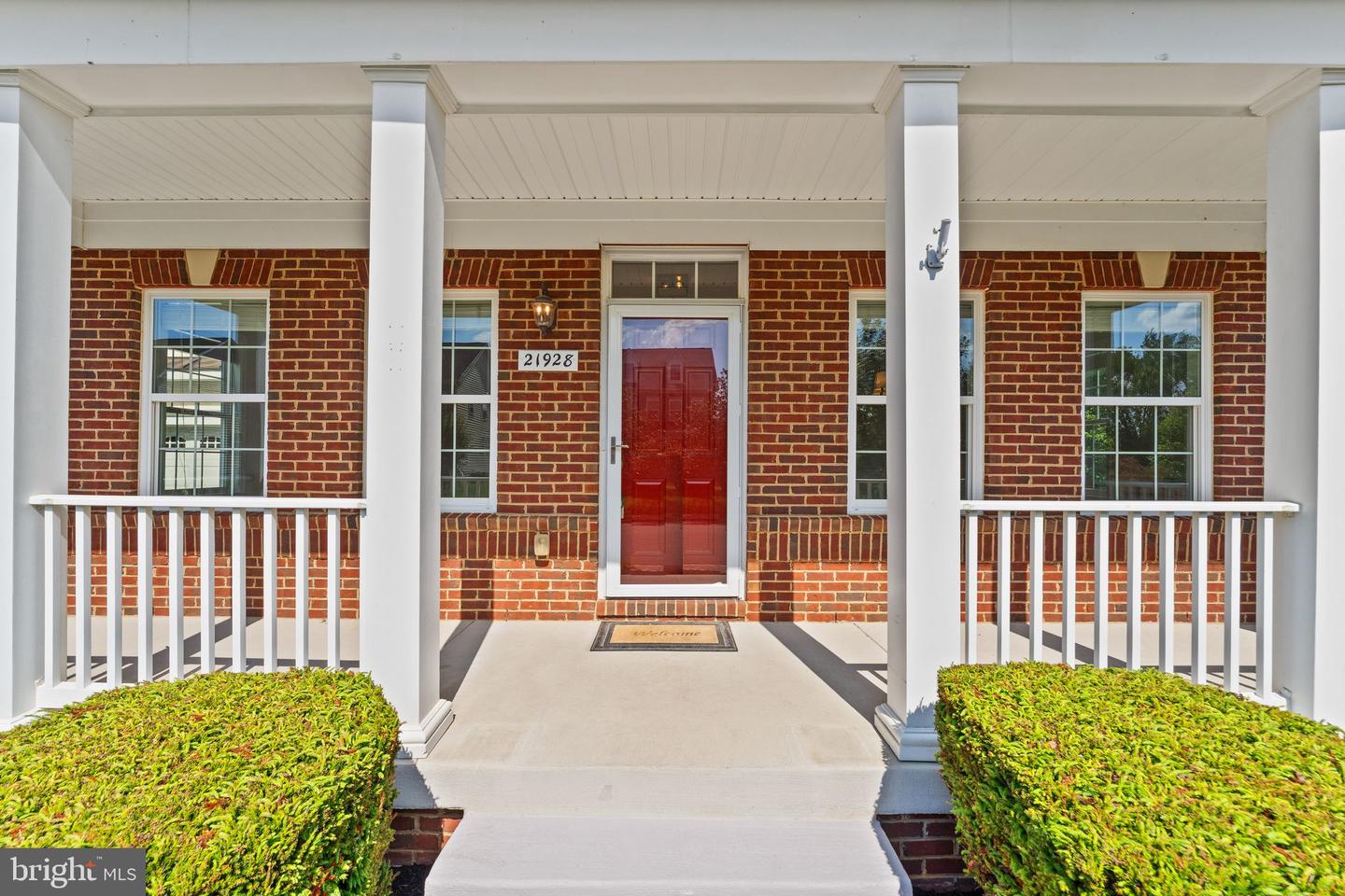 21928 PROVIDENCE FORGE DR, BRAMBLETON, Virginia 20148, 5 Bedrooms Bedrooms, ,4 BathroomsBathrooms,Residential,For sale,21928 PROVIDENCE FORGE DR,VALO2096402 MLS # VALO2096402