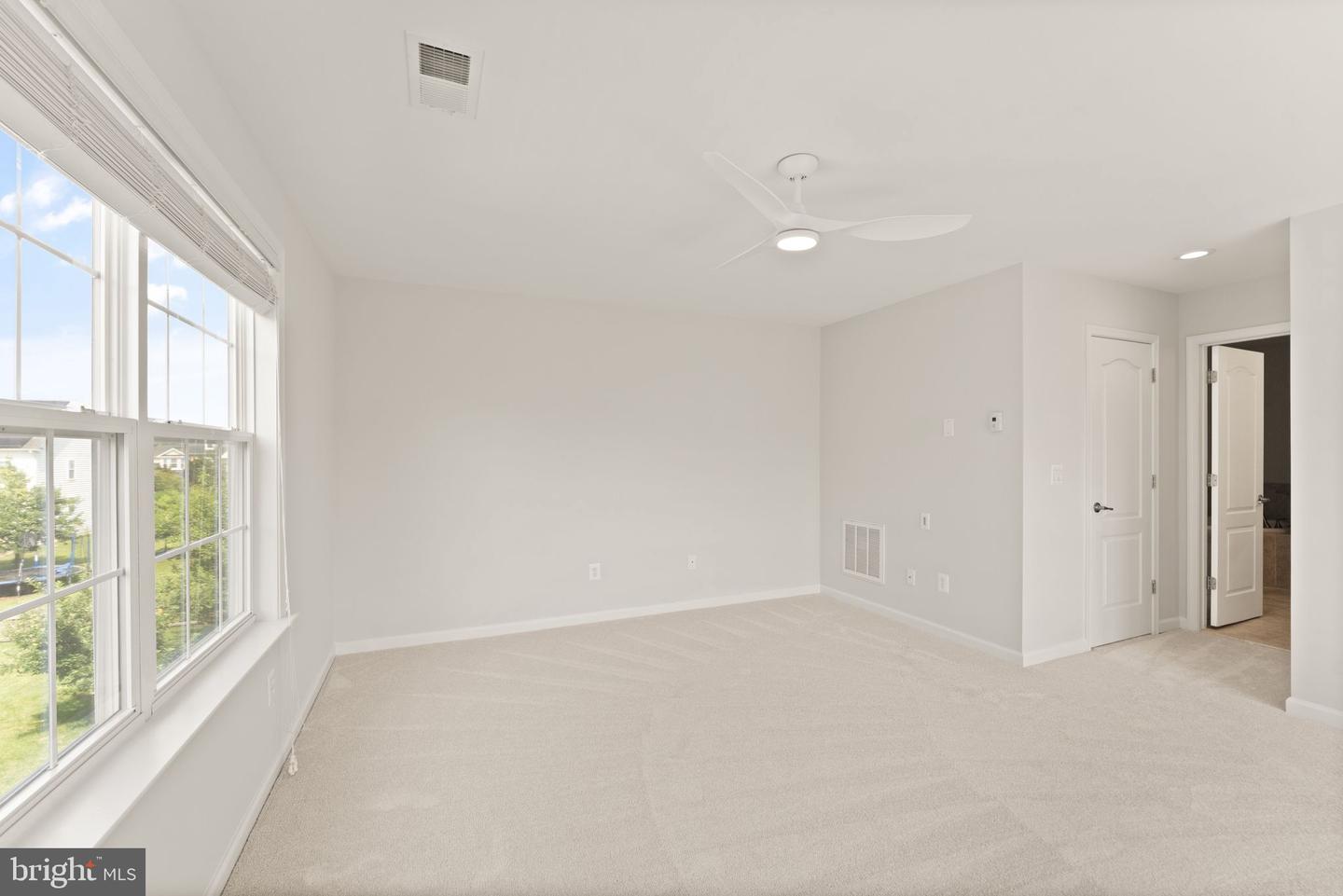 21928 PROVIDENCE FORGE DR, BRAMBLETON, Virginia 20148, 5 Bedrooms Bedrooms, ,4 BathroomsBathrooms,Residential,For sale,21928 PROVIDENCE FORGE DR,VALO2096402 MLS # VALO2096402