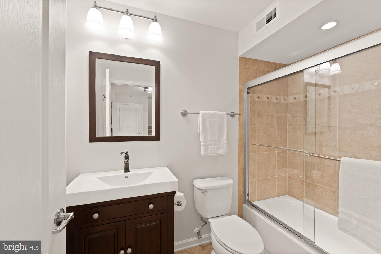 21928 PROVIDENCE FORGE DR, BRAMBLETON, Virginia 20148, 5 Bedrooms Bedrooms, ,4 BathroomsBathrooms,Residential,For sale,21928 PROVIDENCE FORGE DR,VALO2096402 MLS # VALO2096402
