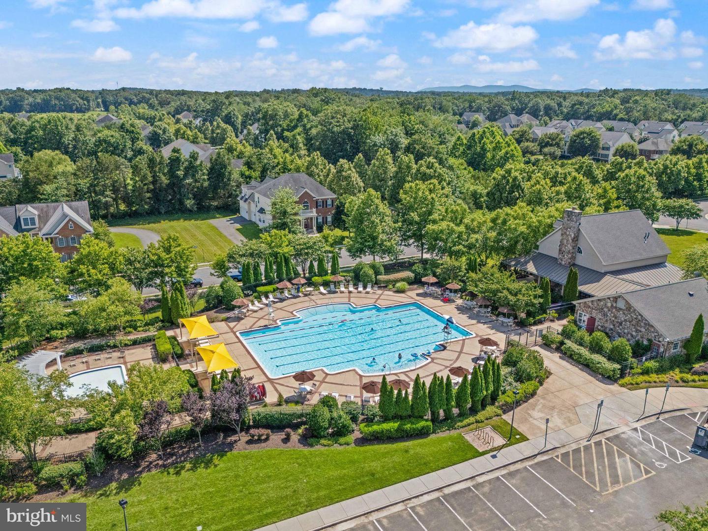 21928 PROVIDENCE FORGE DR, BRAMBLETON, Virginia 20148, 5 Bedrooms Bedrooms, ,4 BathroomsBathrooms,Residential,For sale,21928 PROVIDENCE FORGE DR,VALO2096402 MLS # VALO2096402