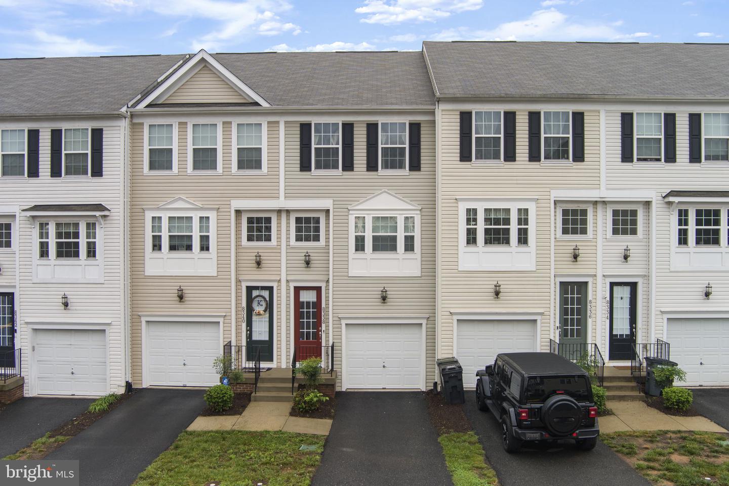 8338 HERITAGE CROSSING CT, MANASSAS, Virginia 20109, 3 Bedrooms Bedrooms, ,3 BathroomsBathrooms,Residential,For sale,8338 HERITAGE CROSSING CT,VAPW2097502 MLS # VAPW2097502