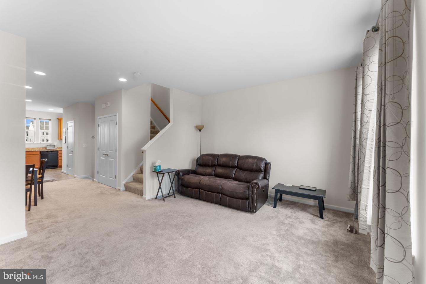 8338 HERITAGE CROSSING CT, MANASSAS, Virginia 20109, 3 Bedrooms Bedrooms, ,3 BathroomsBathrooms,Residential,For sale,8338 HERITAGE CROSSING CT,VAPW2097502 MLS # VAPW2097502