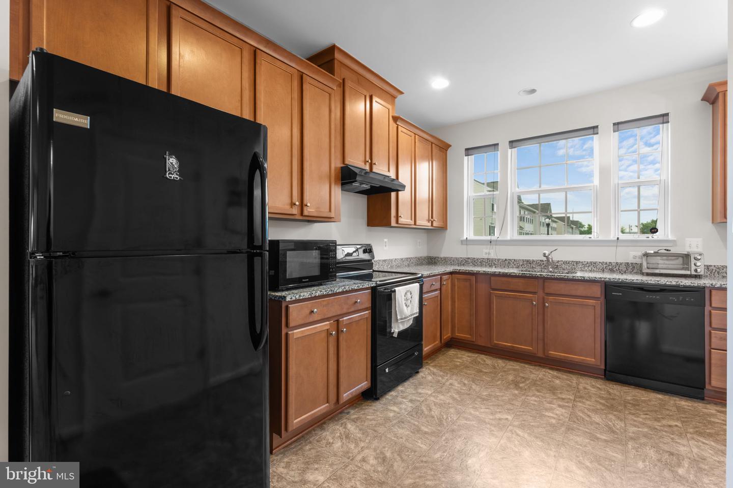 8338 HERITAGE CROSSING CT, MANASSAS, Virginia 20109, 3 Bedrooms Bedrooms, ,3 BathroomsBathrooms,Residential,For sale,8338 HERITAGE CROSSING CT,VAPW2097502 MLS # VAPW2097502
