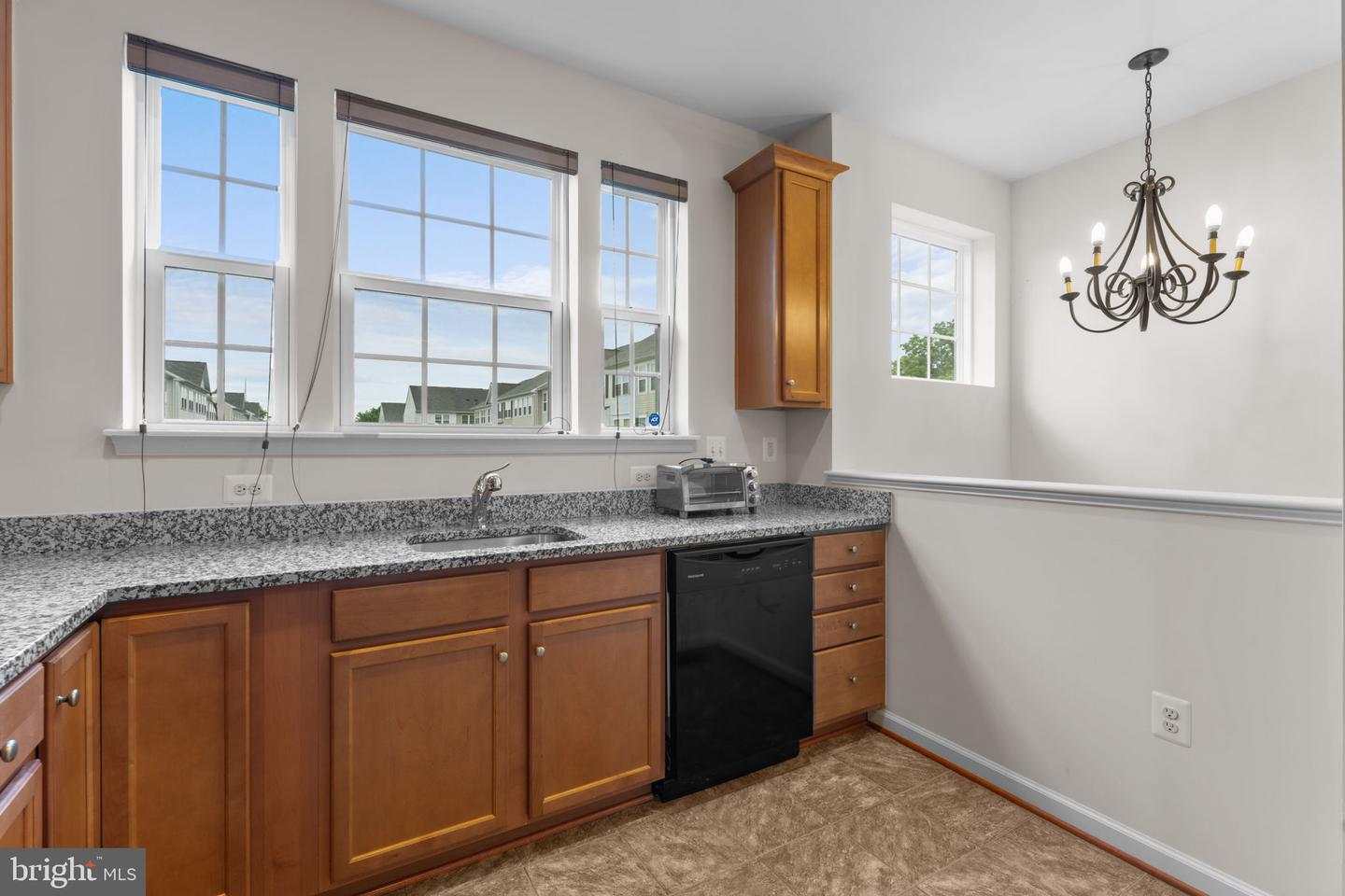 8338 HERITAGE CROSSING CT, MANASSAS, Virginia 20109, 3 Bedrooms Bedrooms, ,3 BathroomsBathrooms,Residential,For sale,8338 HERITAGE CROSSING CT,VAPW2097502 MLS # VAPW2097502