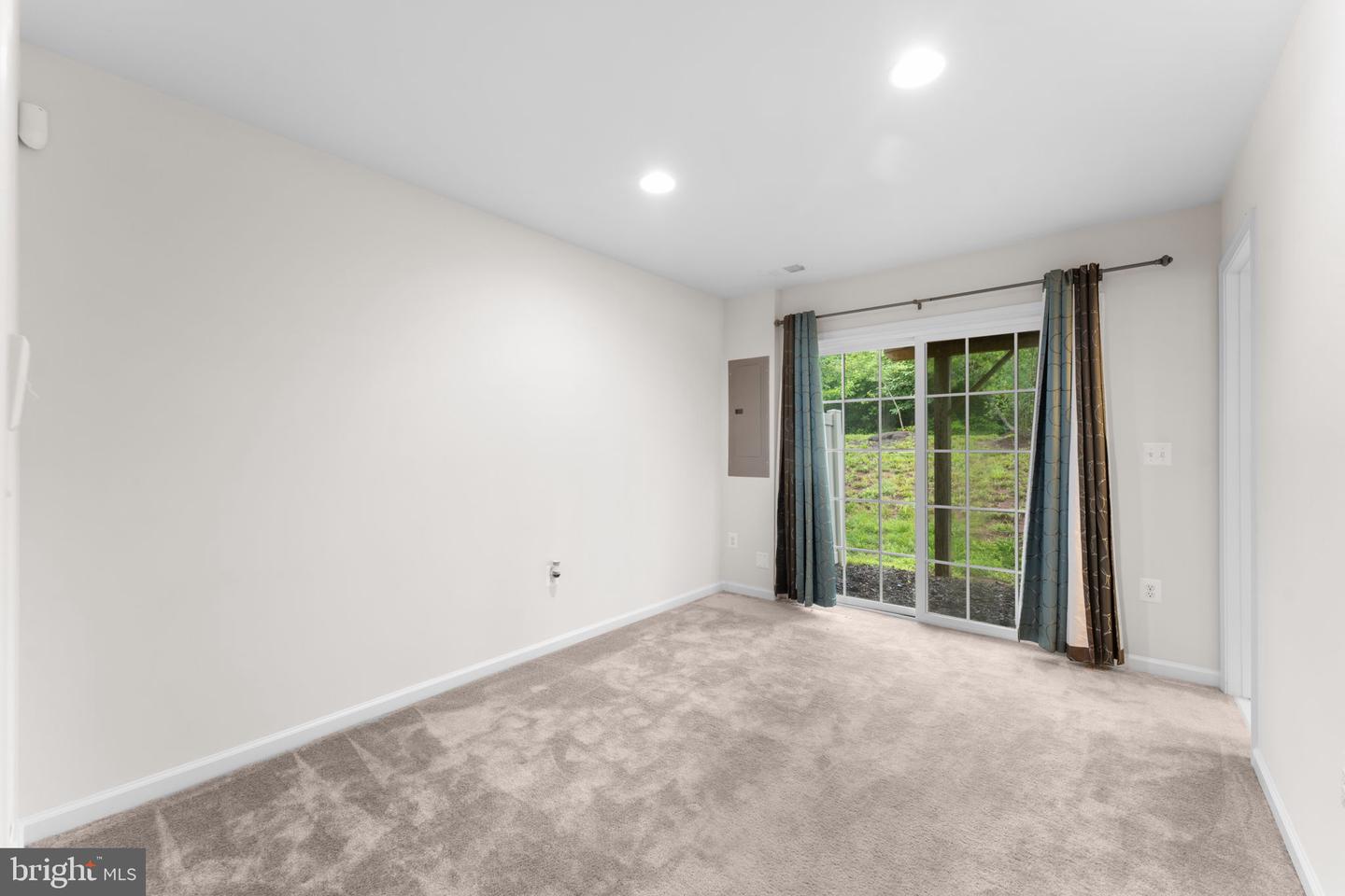 8338 HERITAGE CROSSING CT, MANASSAS, Virginia 20109, 3 Bedrooms Bedrooms, ,3 BathroomsBathrooms,Residential,For sale,8338 HERITAGE CROSSING CT,VAPW2097502 MLS # VAPW2097502