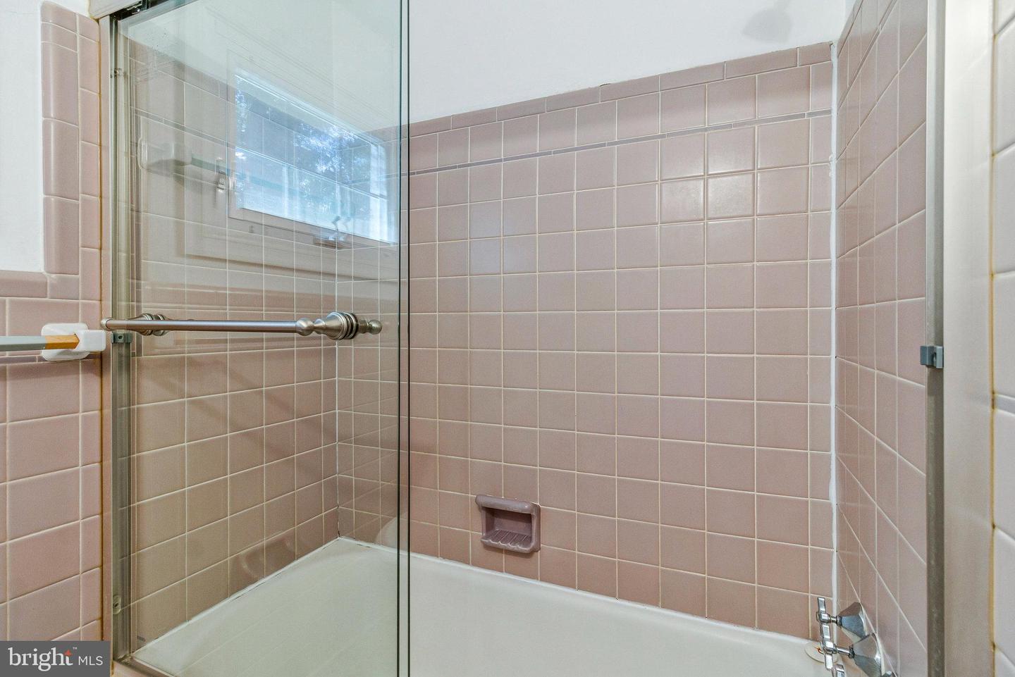 4752 6TH ST S, ARLINGTON, Virginia 22204, 4 Bedrooms Bedrooms, ,2 BathroomsBathrooms,Residential,For sale,4752 6TH ST S,VAAR2059598 MLS # VAAR2059598