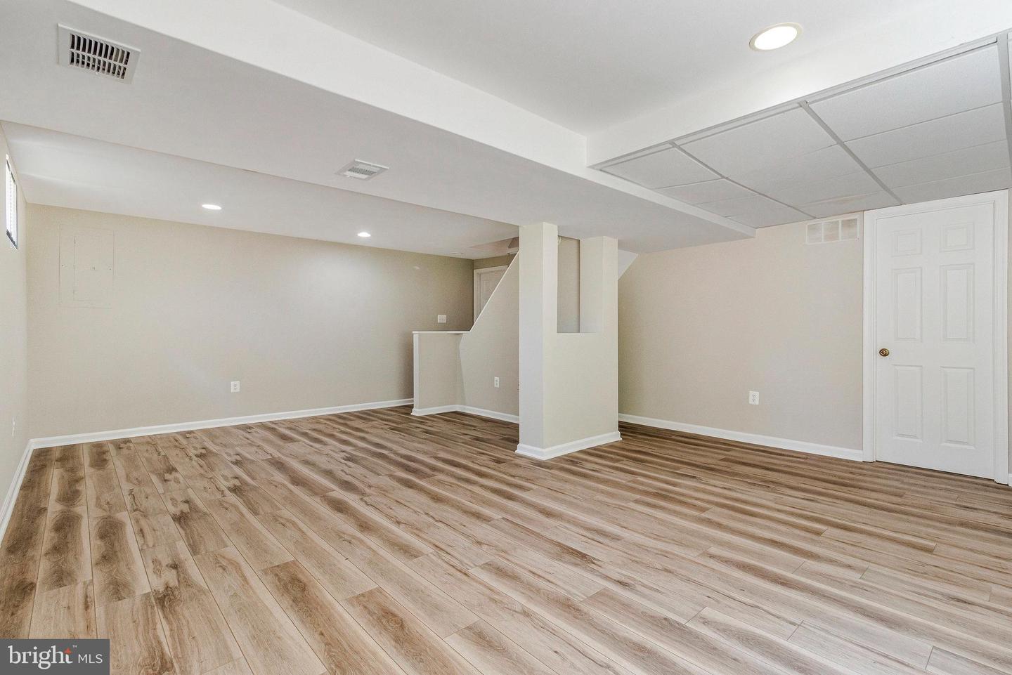 4752 6TH ST S, ARLINGTON, Virginia 22204, 4 Bedrooms Bedrooms, ,2 BathroomsBathrooms,Residential,For sale,4752 6TH ST S,VAAR2059598 MLS # VAAR2059598