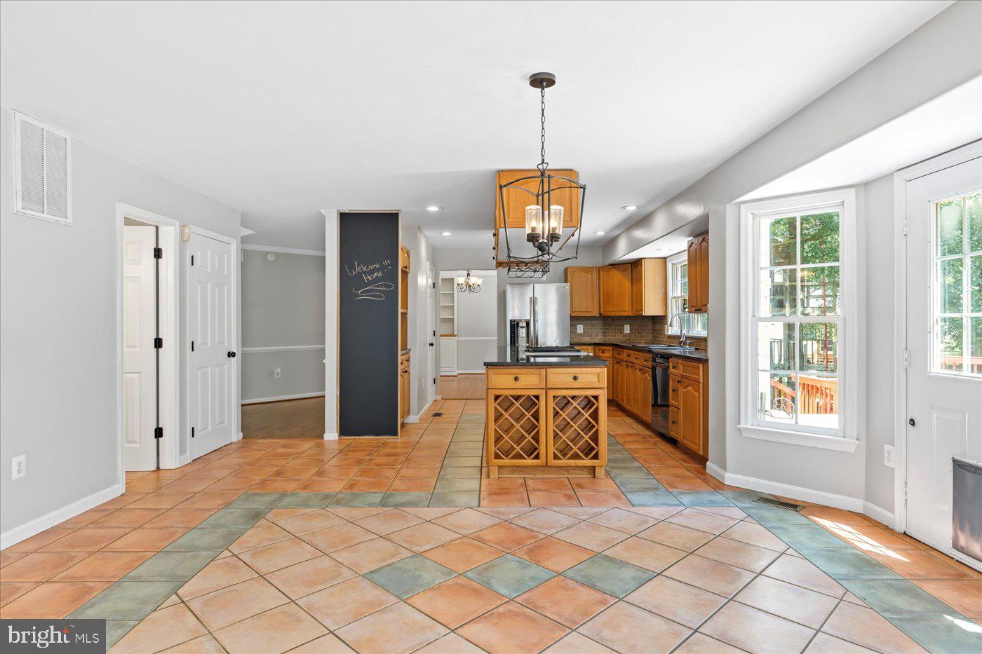 11617 KINGSWOOD BLVD, FREDERICKSBURG, Virginia 22408, 5 Bedrooms Bedrooms, ,3 BathroomsBathrooms,Residential,For sale,11617 KINGSWOOD BLVD,VASP2034282 MLS # VASP2034282