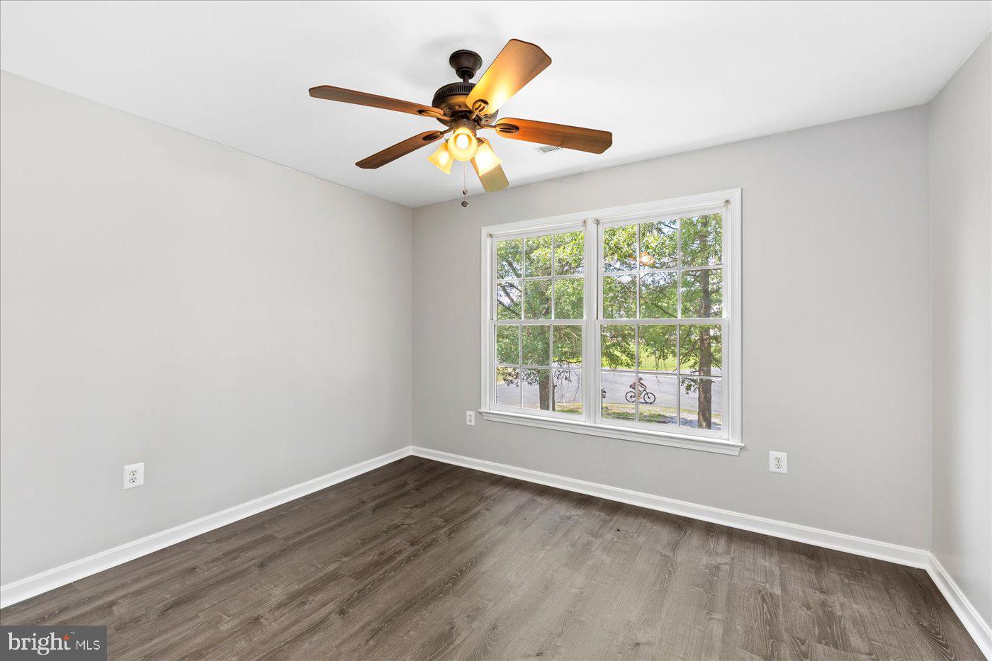 11617 KINGSWOOD BLVD, FREDERICKSBURG, Virginia 22408, 5 Bedrooms Bedrooms, ,3 BathroomsBathrooms,Residential,For sale,11617 KINGSWOOD BLVD,VASP2034282 MLS # VASP2034282