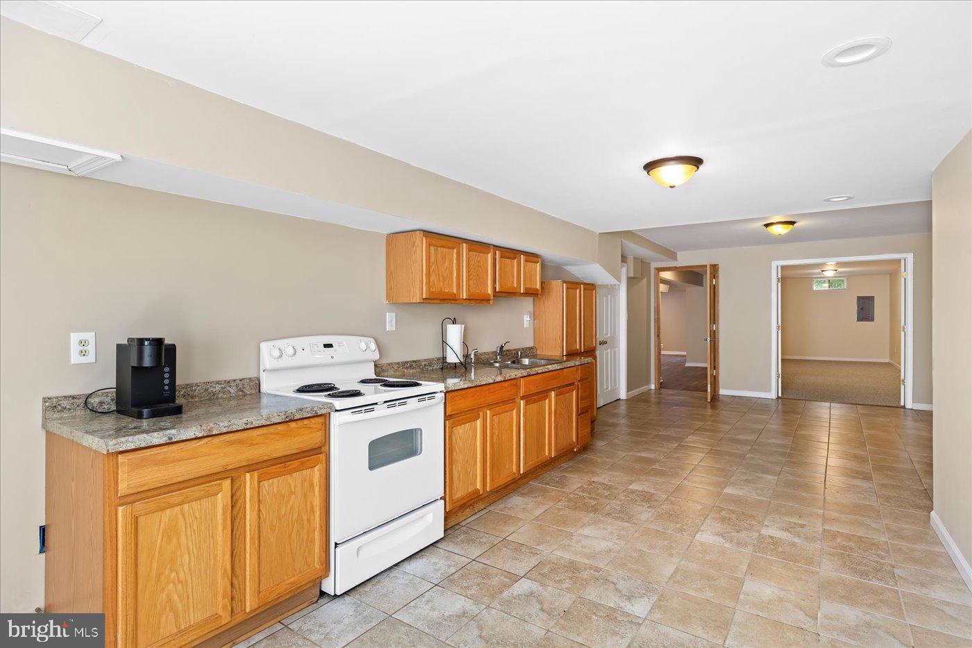 11617 KINGSWOOD BLVD, FREDERICKSBURG, Virginia 22408, 5 Bedrooms Bedrooms, ,3 BathroomsBathrooms,Residential,For sale,11617 KINGSWOOD BLVD,VASP2034282 MLS # VASP2034282