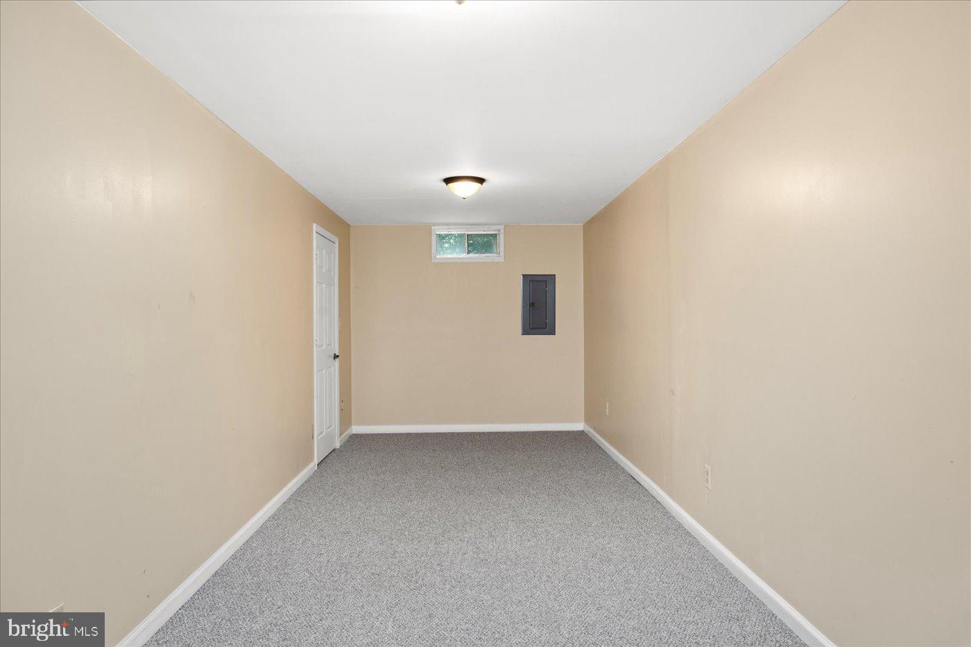 11617 KINGSWOOD BLVD, FREDERICKSBURG, Virginia 22408, 5 Bedrooms Bedrooms, ,3 BathroomsBathrooms,Residential,For sale,11617 KINGSWOOD BLVD,VASP2034282 MLS # VASP2034282