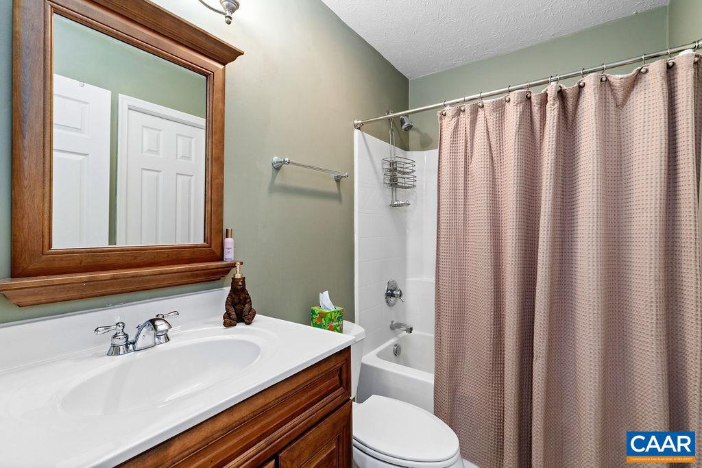 679 PEDLARS EDGE DR, WINTERGREEN, Virginia 22967, 4 Bedrooms Bedrooms, ,4 BathroomsBathrooms,Residential,For sale,679 PEDLARS EDGE DR,666261 MLS # 666261