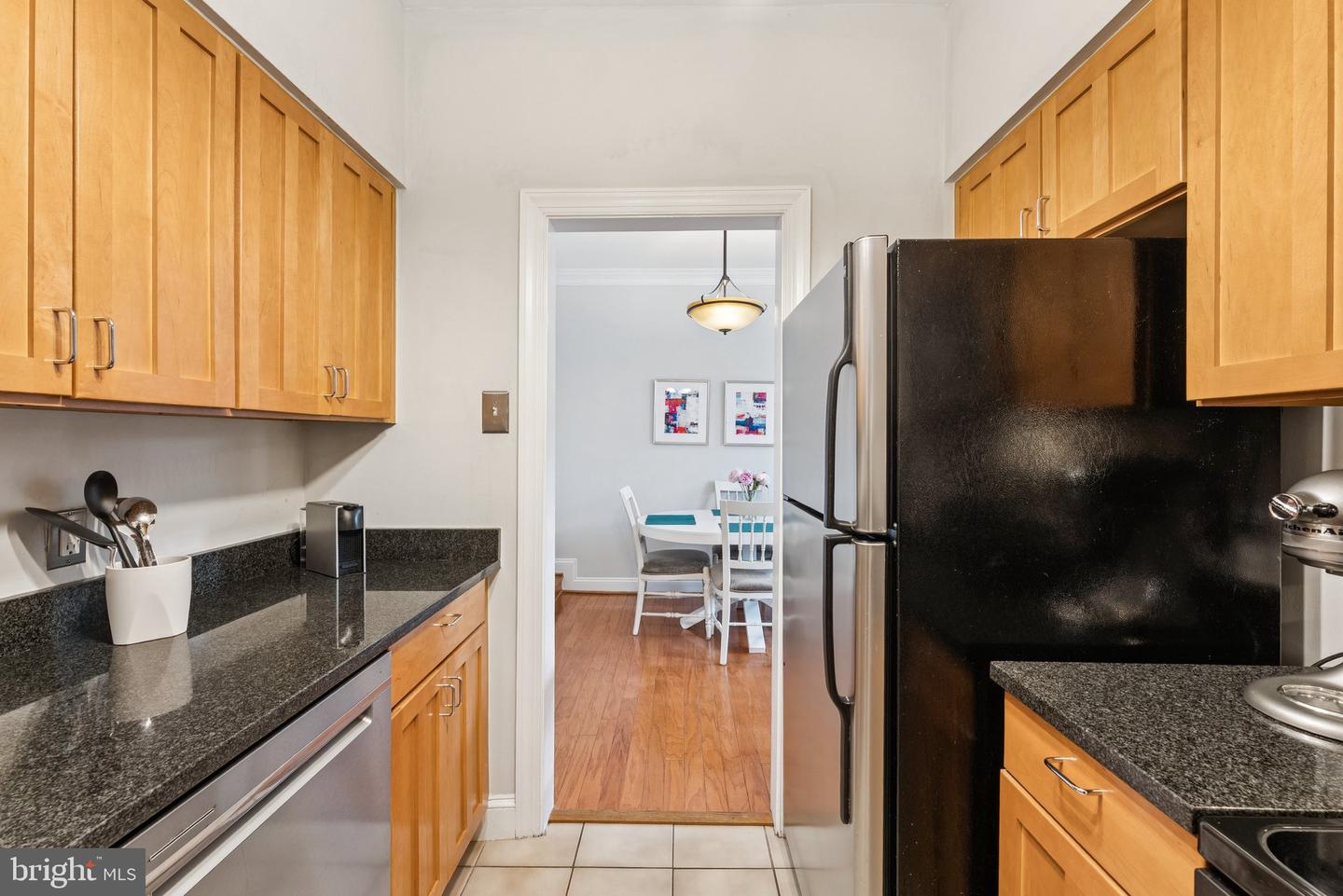 18 15TH ST NE #18, WASHINGTON, District Of Columbia 20002, 1 Bedroom Bedrooms, ,1 BathroomBathrooms,Residential,For sale,18 15TH ST NE #18,DCDC2208532 MLS # DCDC2208532