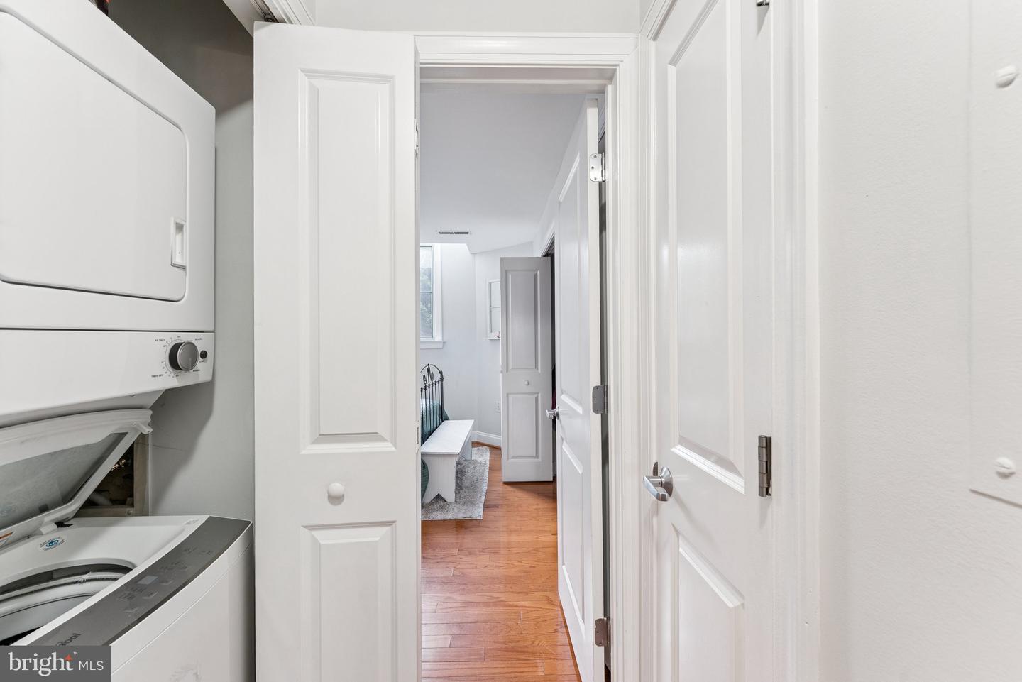 18 15TH ST NE #18, WASHINGTON, District Of Columbia 20002, 1 Bedroom Bedrooms, ,1 BathroomBathrooms,Residential,For sale,18 15TH ST NE #18,DCDC2208532 MLS # DCDC2208532