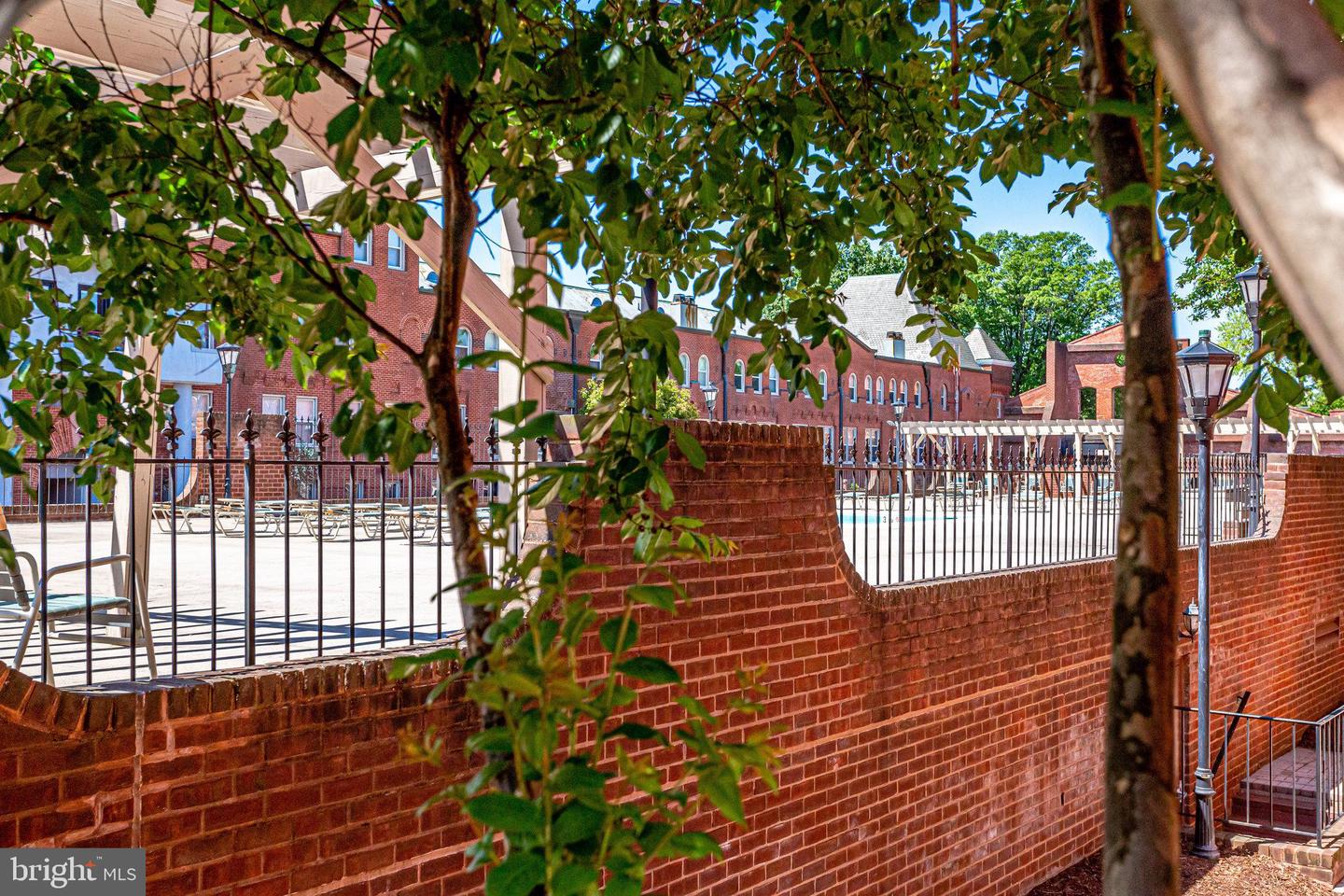 18 15TH ST NE #18, WASHINGTON, District Of Columbia 20002, 1 Bedroom Bedrooms, ,1 BathroomBathrooms,Residential,For sale,18 15TH ST NE #18,DCDC2208532 MLS # DCDC2208532