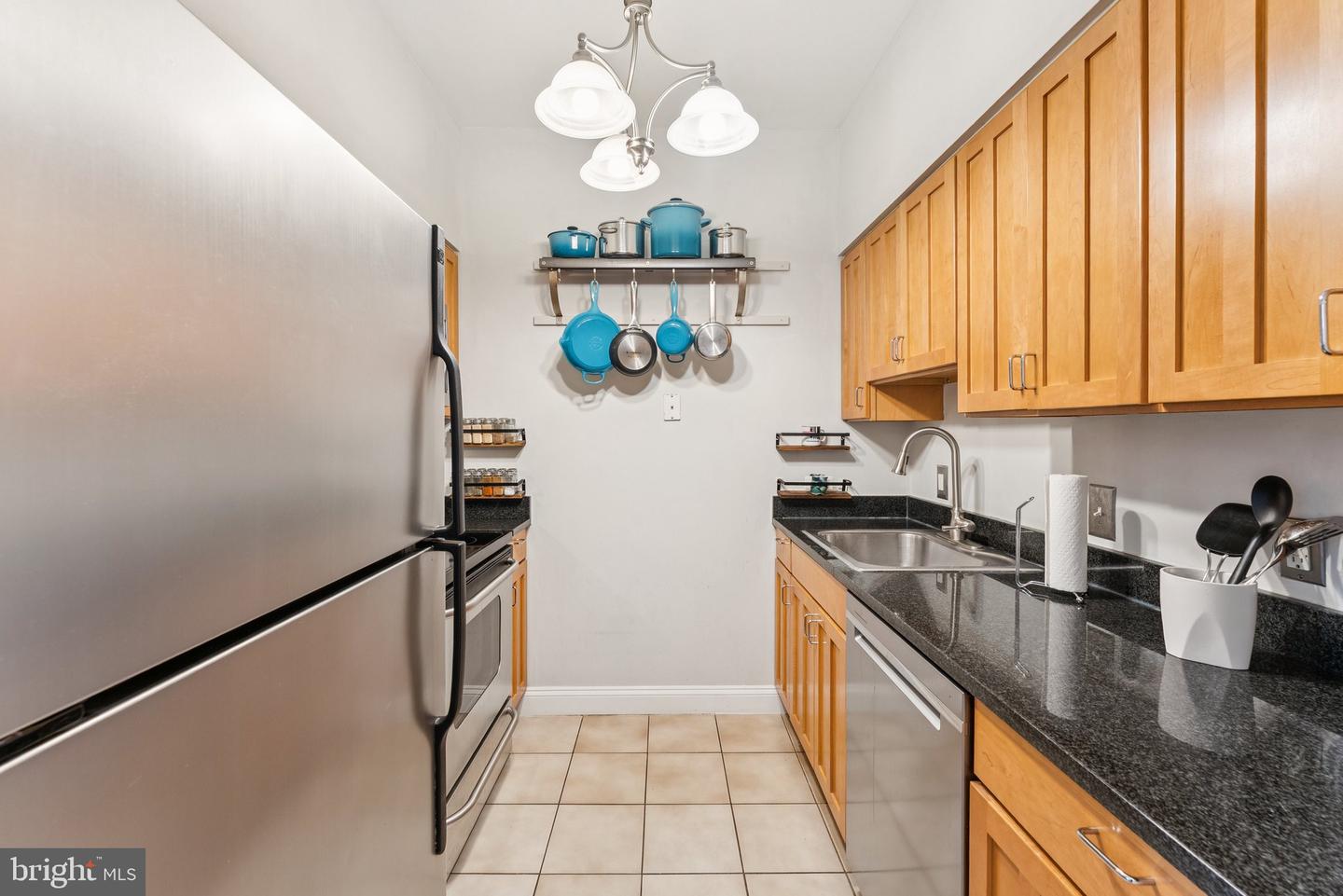18 15TH ST NE #18, WASHINGTON, District Of Columbia 20002, 1 Bedroom Bedrooms, ,1 BathroomBathrooms,Residential,For sale,18 15TH ST NE #18,DCDC2208532 MLS # DCDC2208532