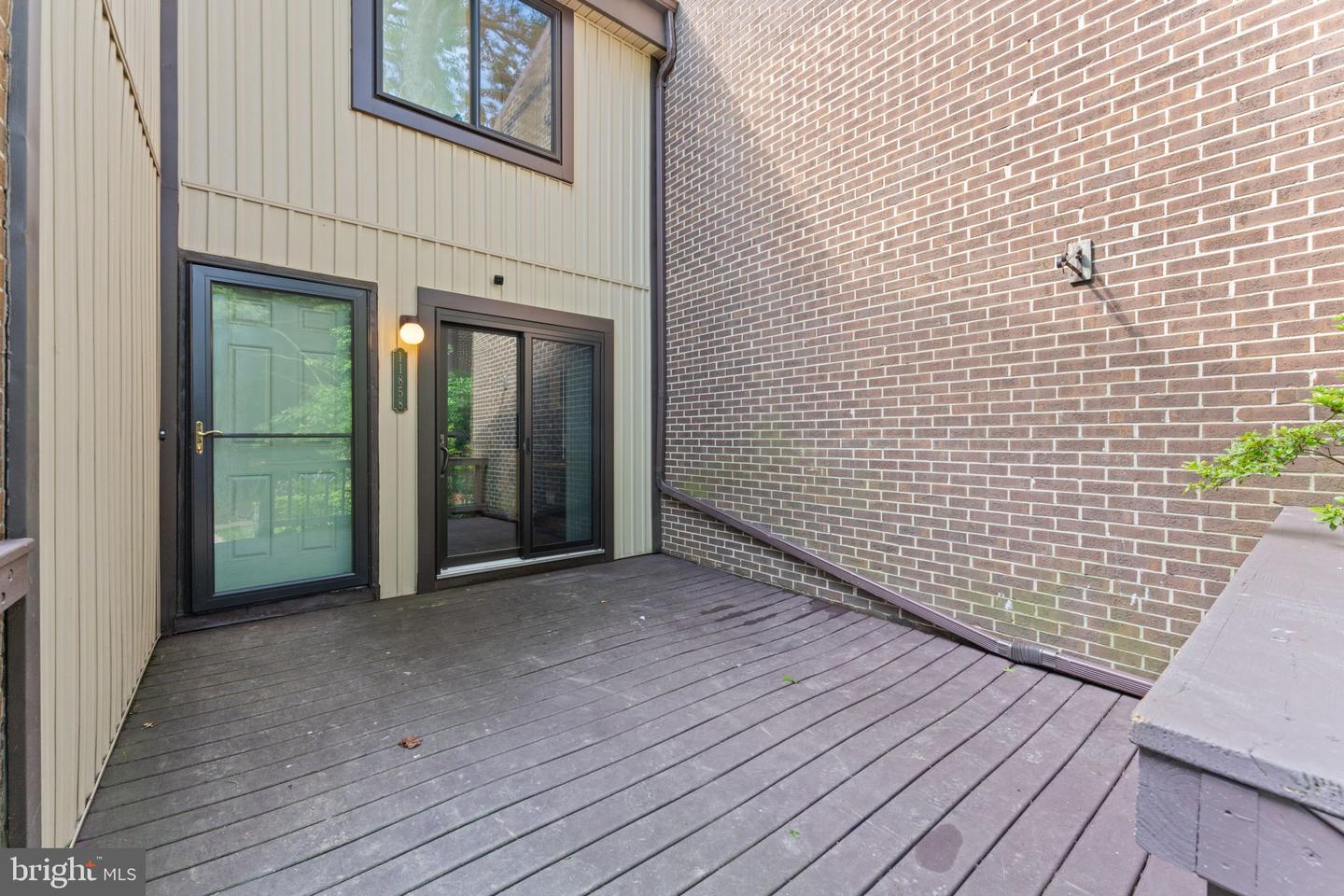 11858 S LAKES CT, RESTON, Virginia 20191, 3 Bedrooms Bedrooms, ,3 BathroomsBathrooms,Residential,For sale,11858 S LAKES CT,VAFX2253694 MLS # VAFX2253694