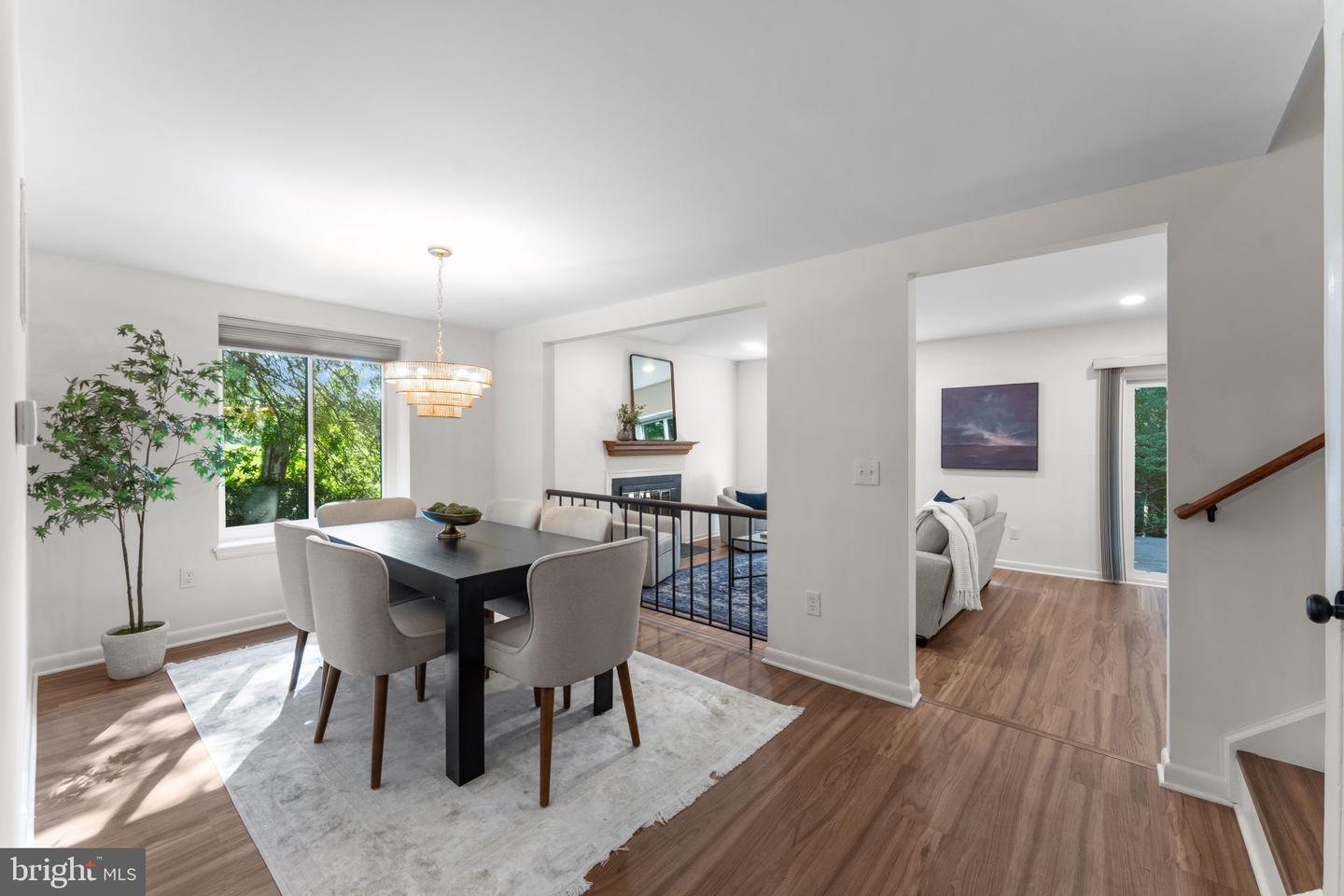 11858 S LAKES CT, RESTON, Virginia 20191, 3 Bedrooms Bedrooms, ,3 BathroomsBathrooms,Residential,For sale,11858 S LAKES CT,VAFX2253694 MLS # VAFX2253694