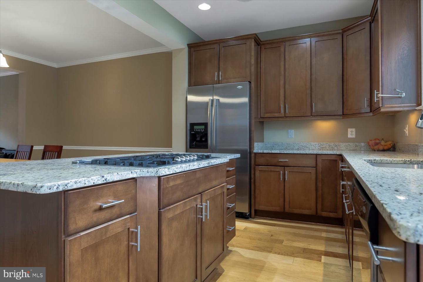 2046 BLUNT LN, ALEXANDRIA, Virginia 22303, 3 Bedrooms Bedrooms, ,3 BathroomsBathrooms,Residential,For sale,2046 BLUNT LN,VAFX2253784 MLS # VAFX2253784