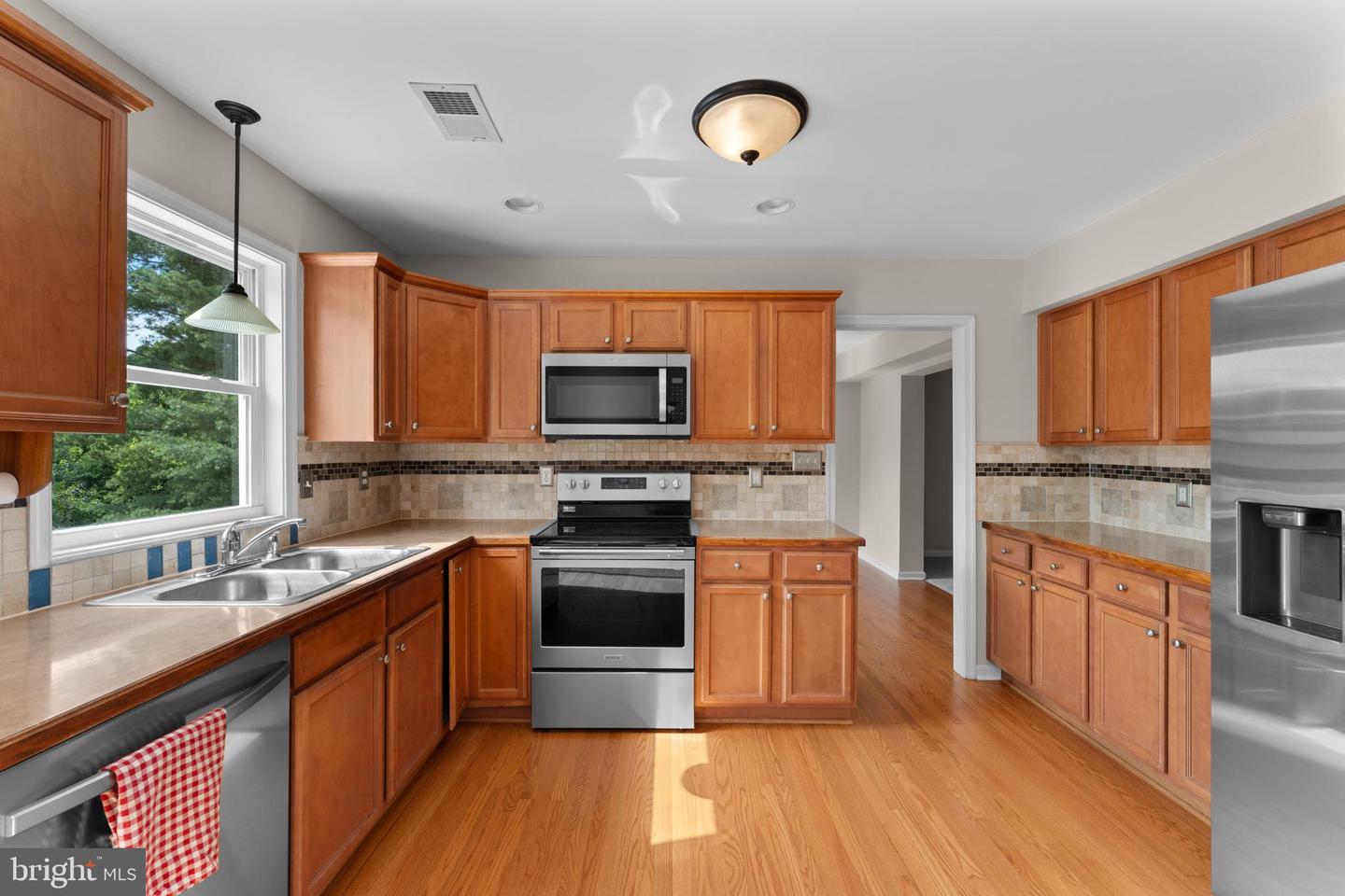17417 HAWTHORNE AVE, CULPEPER, Virginia 22701, 4 Bedrooms Bedrooms, ,3 BathroomsBathrooms,Residential,For sale,17417 HAWTHORNE AVE,VACU2010958 MLS # VACU2010958