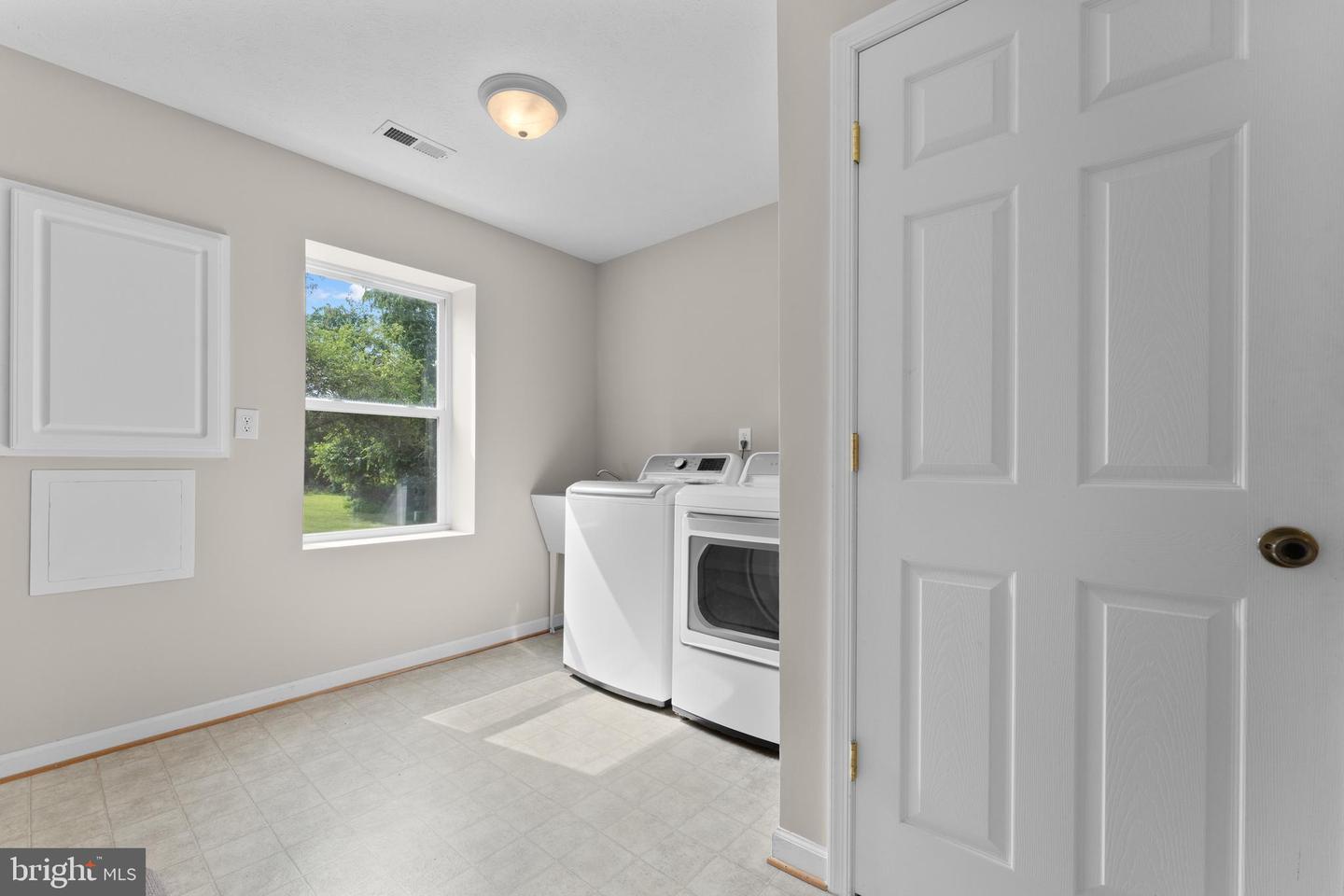 17417 HAWTHORNE AVE, CULPEPER, Virginia 22701, 4 Bedrooms Bedrooms, ,3 BathroomsBathrooms,Residential,For sale,17417 HAWTHORNE AVE,VACU2010958 MLS # VACU2010958