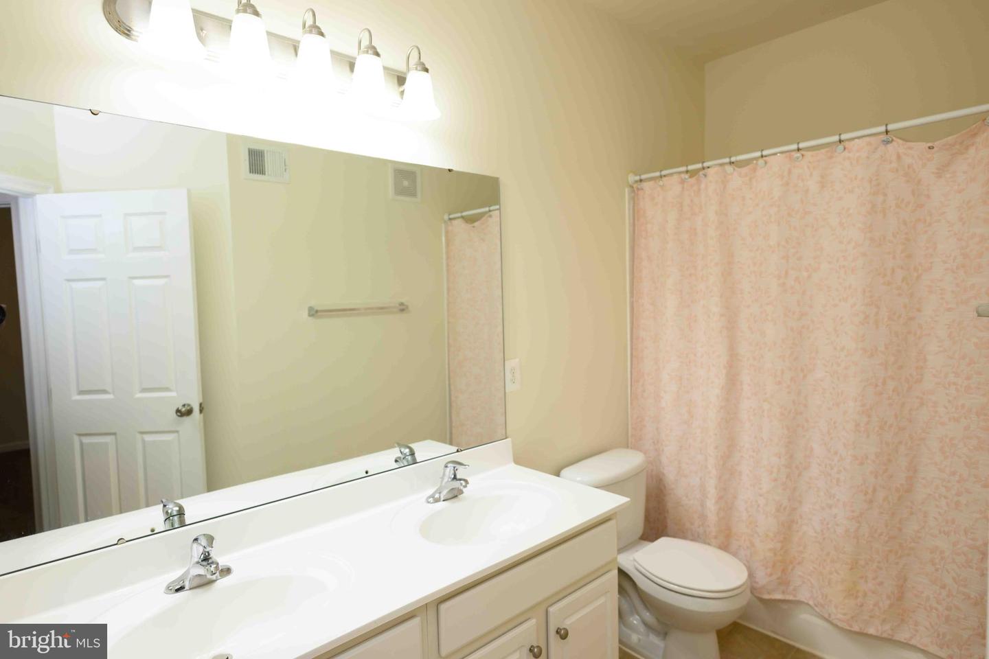 2691 SHEFFIELD HILL WAY, WOODBRIDGE, Virginia 22191, 3 Bedrooms Bedrooms, ,2 BathroomsBathrooms,Residential,For sale,2691 SHEFFIELD HILL WAY,VAPW2098510 MLS # VAPW2098510