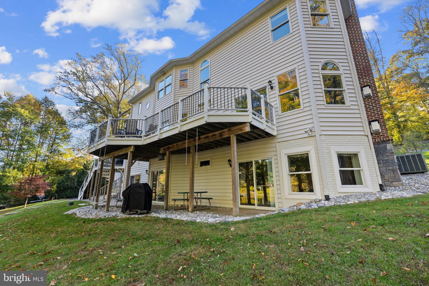 10823 GLADNEY DR, MANASSAS, Virginia 20111, 6 Bedrooms Bedrooms, 21 Rooms Rooms,5 BathroomsBathrooms,Residential,For sale,10823 GLADNEY DR,VAPW2098670 MLS # VAPW2098670