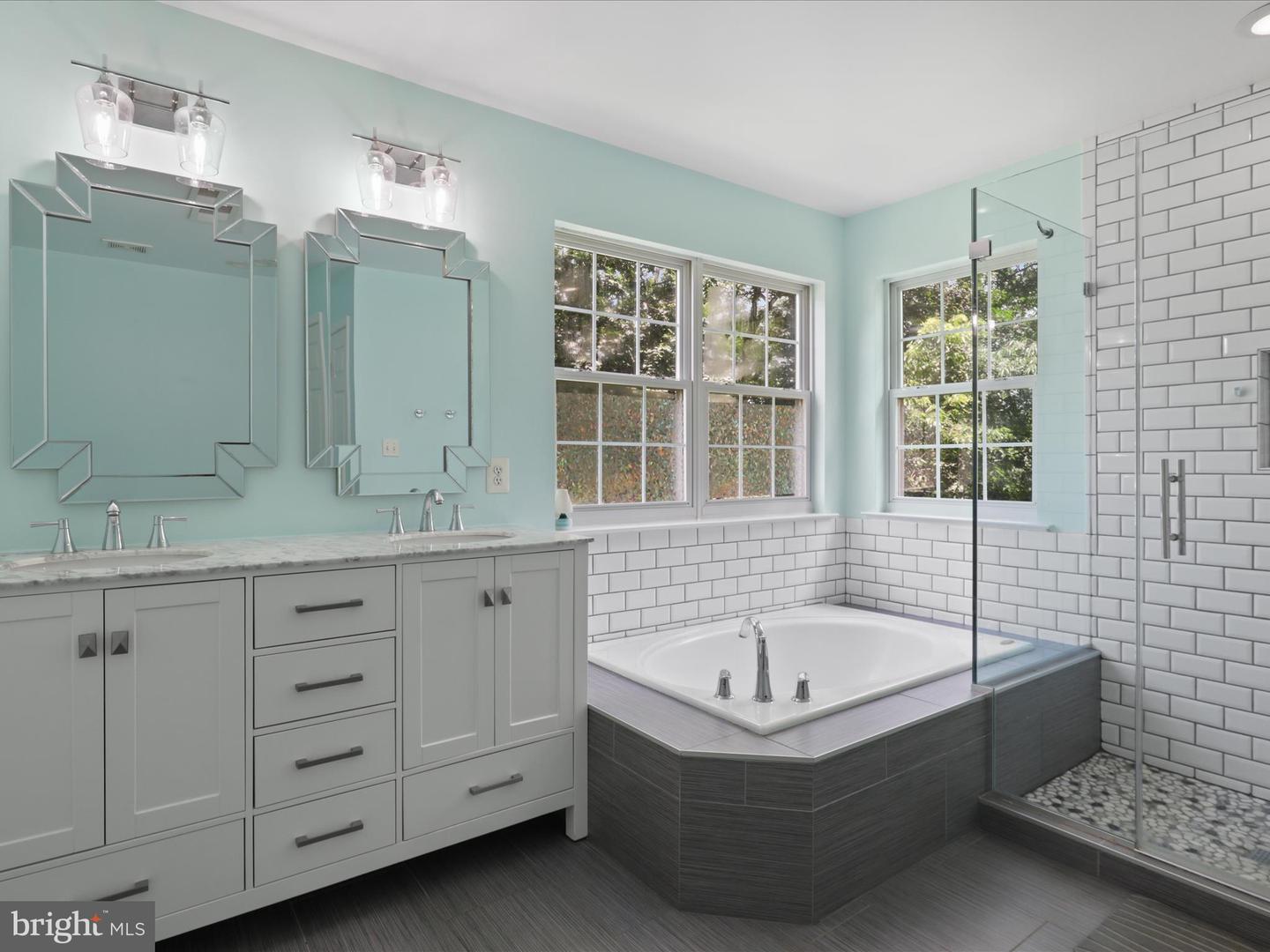 420 HERONWOOD CT, PURCELLVILLE, Virginia 20132, 4 Bedrooms Bedrooms, ,2 BathroomsBathrooms,Residential,For sale,420 HERONWOOD CT,VALO2101388 MLS # VALO2101388