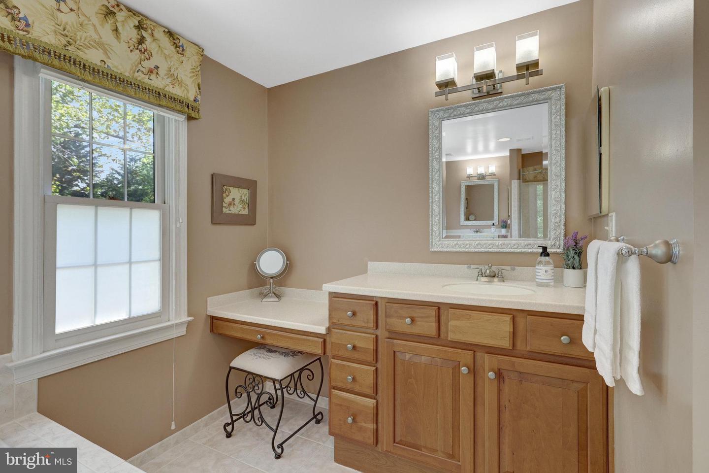 12413 ENGLISH GARDEN CT, HERNDON, Virginia 20171, 5 Bedrooms Bedrooms, ,4 BathroomsBathrooms,Residential,For sale,12413 ENGLISH GARDEN CT,VAFX2253956 MLS # VAFX2253956