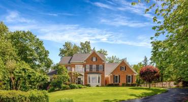 12413 ENGLISH GARDEN CT, HERNDON, Virginia 20171, 5 Bedrooms Bedrooms, ,4 BathroomsBathrooms,Residential,For sale,12413 ENGLISH GARDEN CT,VAFX2253956 MLS # VAFX2253956