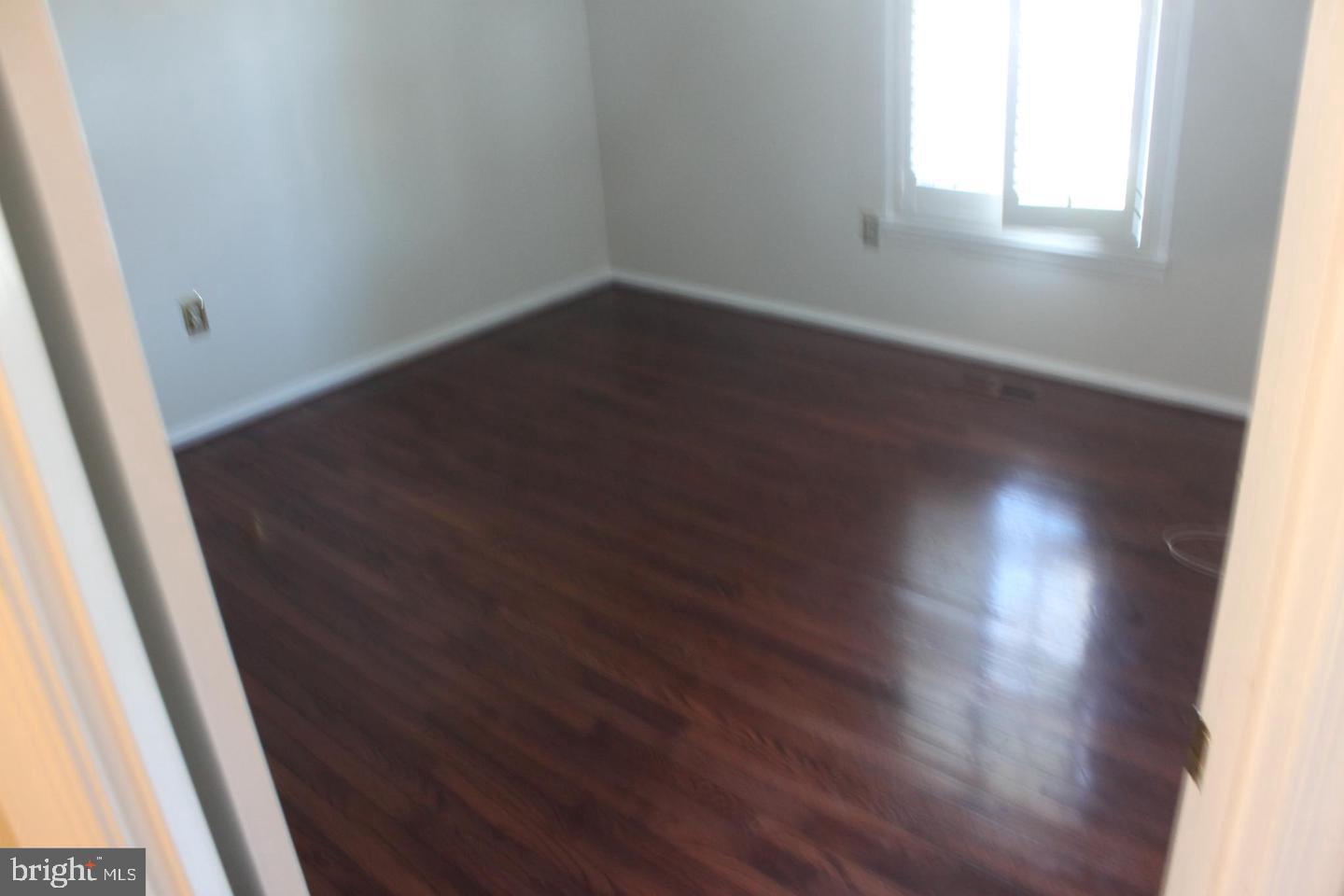13310 POINT RIDER LN, HERNDON, Virginia 20171, 5 Bedrooms Bedrooms, ,3 BathroomsBathrooms,Residential,For sale,13310 POINT RIDER LN,VAFX2254168 MLS # VAFX2254168