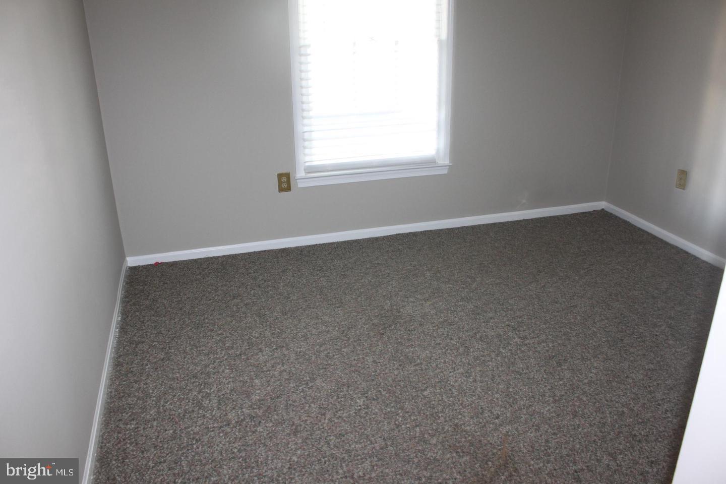 13310 POINT RIDER LN, HERNDON, Virginia 20171, 5 Bedrooms Bedrooms, ,3 BathroomsBathrooms,Residential,For sale,13310 POINT RIDER LN,VAFX2254168 MLS # VAFX2254168