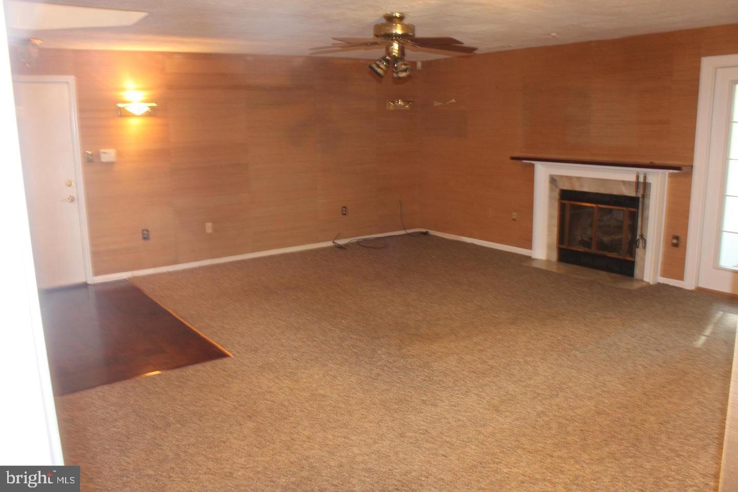 13310 POINT RIDER LN, HERNDON, Virginia 20171, 5 Bedrooms Bedrooms, ,3 BathroomsBathrooms,Residential,For sale,13310 POINT RIDER LN,VAFX2254168 MLS # VAFX2254168