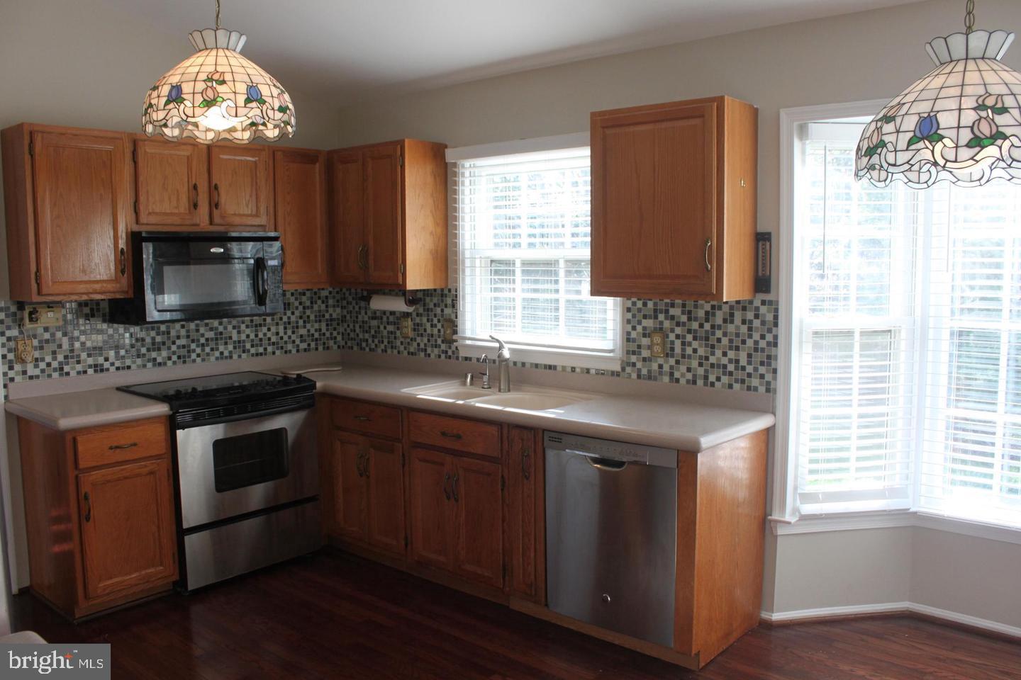 13310 POINT RIDER LN, HERNDON, Virginia 20171, 5 Bedrooms Bedrooms, ,3 BathroomsBathrooms,Residential,For sale,13310 POINT RIDER LN,VAFX2254168 MLS # VAFX2254168