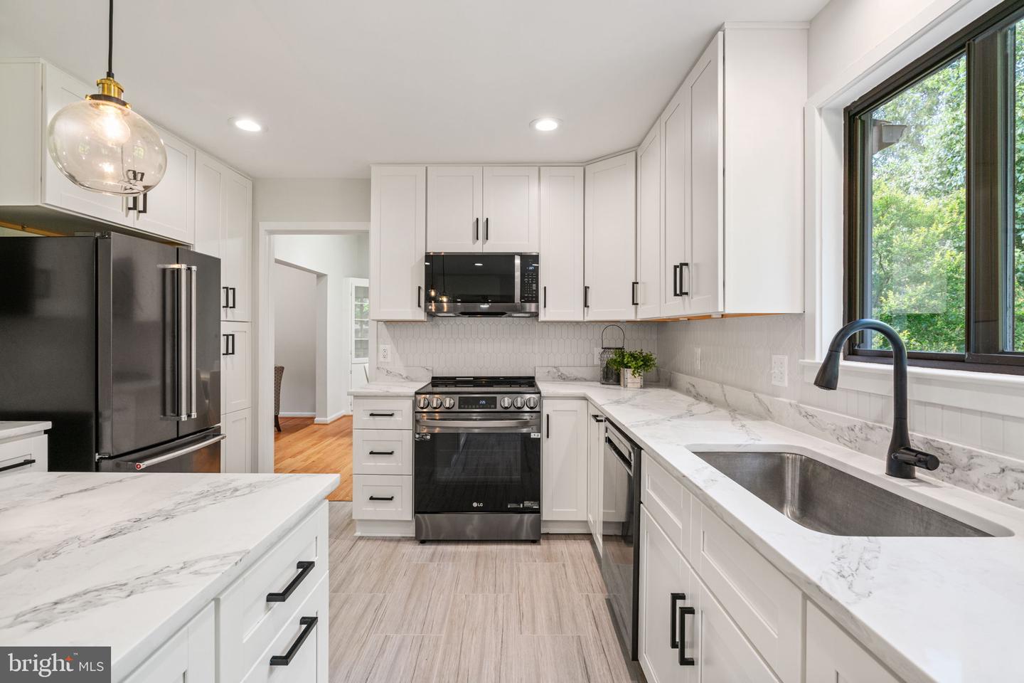 10412 WOODBURY WOODS CT, FAIRFAX, Virginia 22032, 4 Bedrooms Bedrooms, ,2 BathroomsBathrooms,Residential,For sale,10412 WOODBURY WOODS CT,VAFX2254198 MLS # VAFX2254198