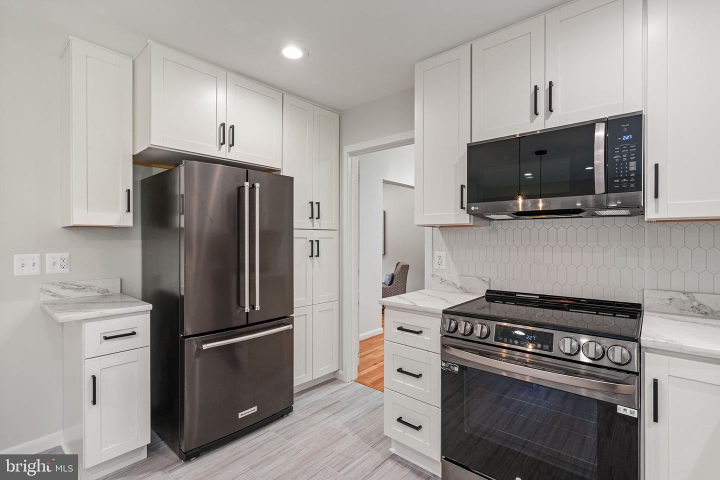 10412 WOODBURY WOODS CT, FAIRFAX, Virginia 22032, 4 Bedrooms Bedrooms, ,2 BathroomsBathrooms,Residential,For sale,10412 WOODBURY WOODS CT,VAFX2254198 MLS # VAFX2254198