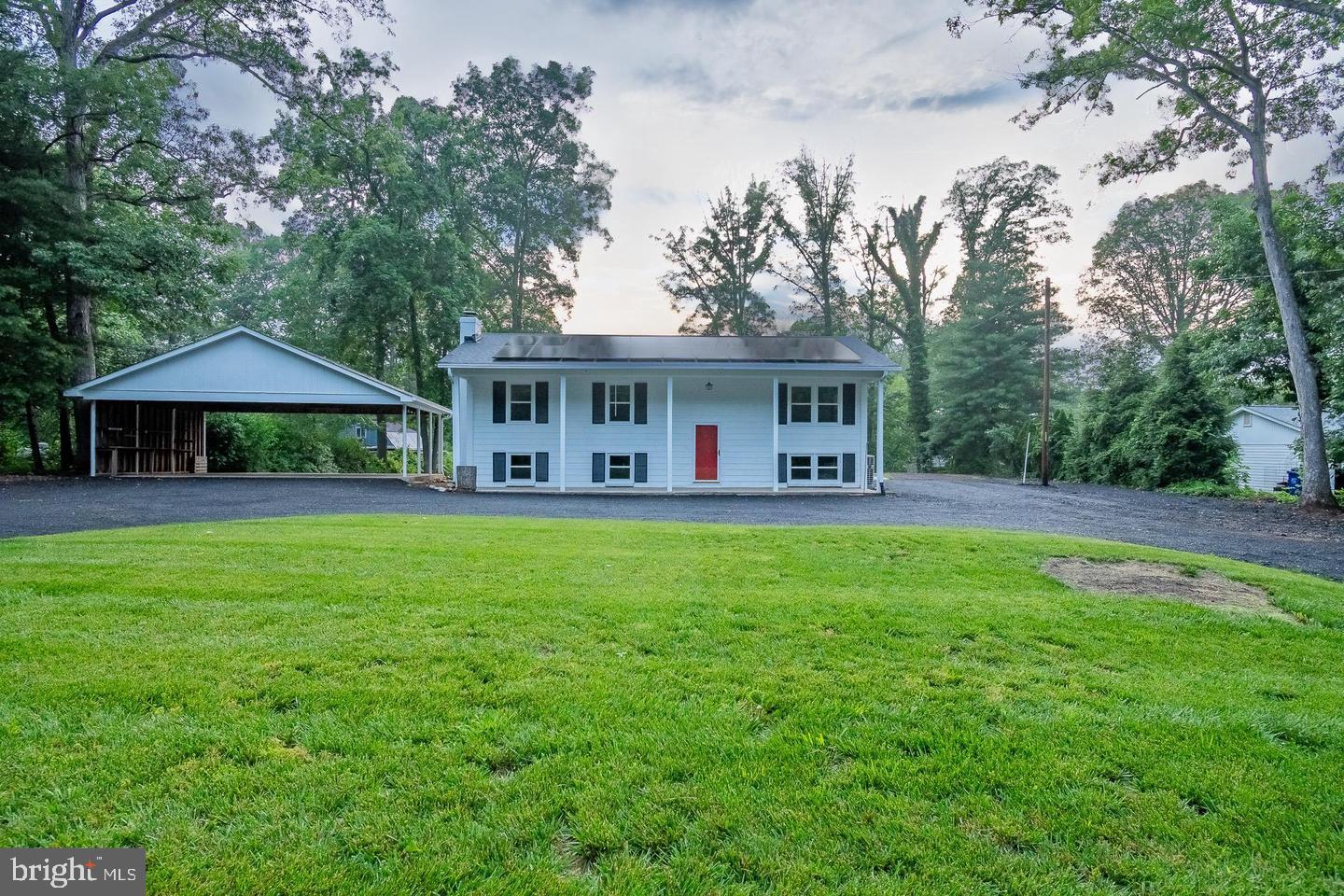 9512 SILAS DR, NOKESVILLE, Virginia 20181, 4 Bedrooms Bedrooms, ,3 BathroomsBathrooms,Residential,For sale,9512 SILAS DR,VAPW2098744 MLS # VAPW2098744