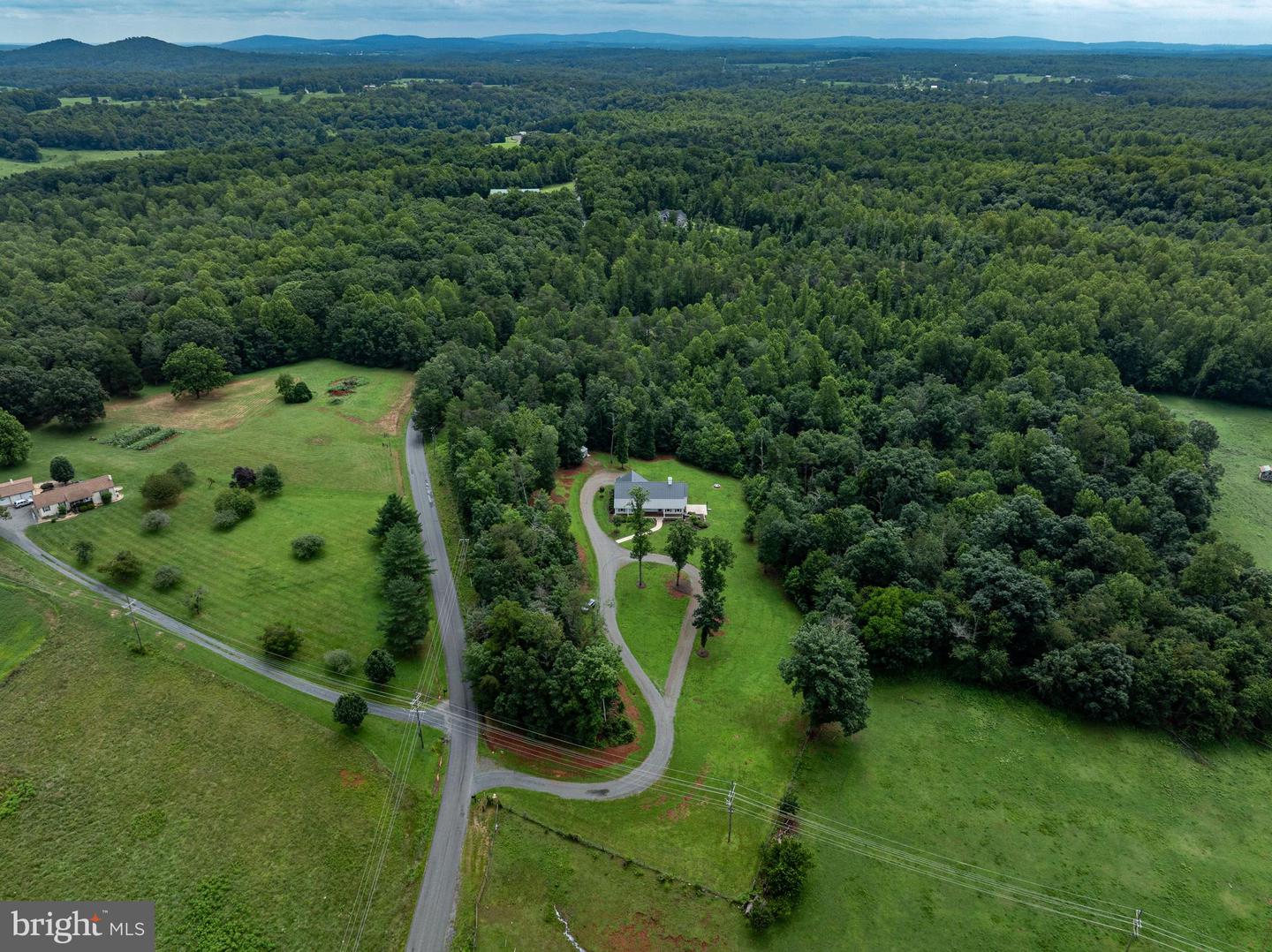 306 GATE RD, MADISON, Virginia 22727, 4 Bedrooms Bedrooms, ,2 BathroomsBathrooms,Residential,For sale,306 GATE RD,VAMA2002320 MLS # VAMA2002320