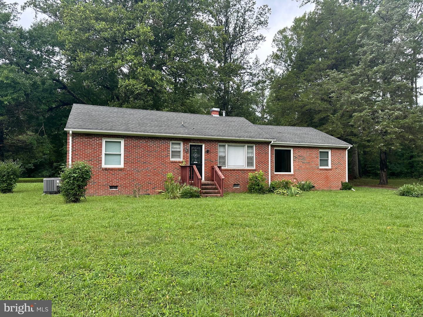 19388 POINDEXTER LN, RUTHER GLEN, Virginia 22546, 4 Bedrooms Bedrooms, ,2 BathroomsBathrooms,Residential,For sale,19388 POINDEXTER LN,VACV2008472 MLS # VACV2008472