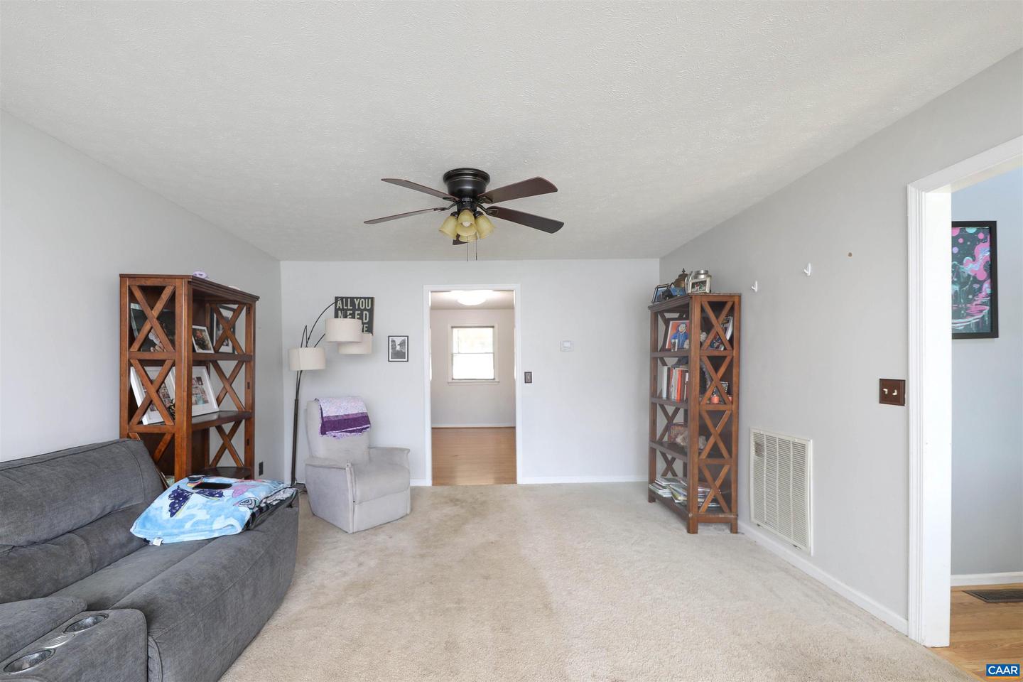 172 BEAGLE GAP RUN, WAYNESBORO, Virginia 22980, 5 Bedrooms Bedrooms, ,2 BathroomsBathrooms,Residential,For sale,172 BEAGLE GAP RUN,666507 MLS # 666507