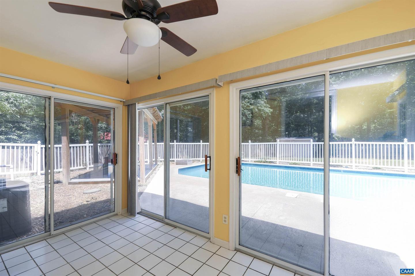 172 BEAGLE GAP RUN, WAYNESBORO, Virginia 22980, 5 Bedrooms Bedrooms, ,2 BathroomsBathrooms,Residential,For sale,172 BEAGLE GAP RUN,666507 MLS # 666507