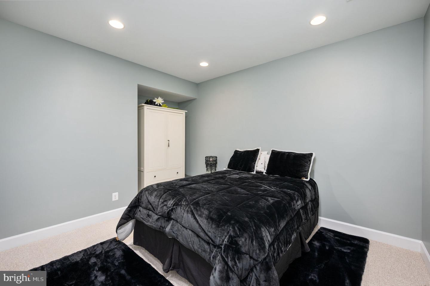9149 LAUREL HIGHLANDS PL, MANASSAS, Virginia 20112, 4 Bedrooms Bedrooms, ,3 BathroomsBathrooms,Residential,For sale,9149 LAUREL HIGHLANDS PL,VAPW2098736 MLS # VAPW2098736
